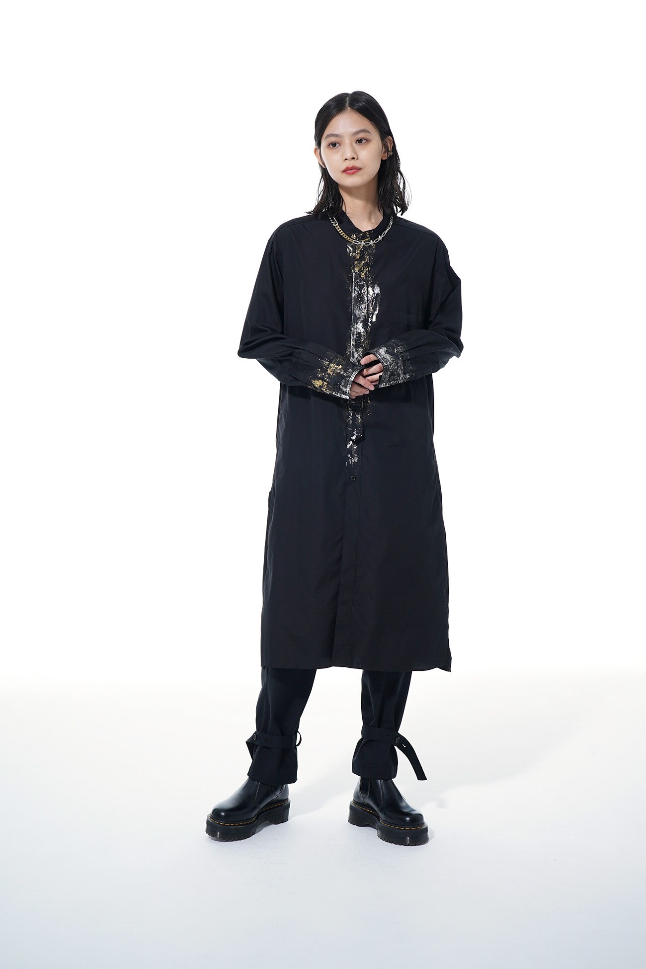 100/2 BROAD FOIL STAMPING STAND COLLAR LONG SHIRT(M Black): S'YTE