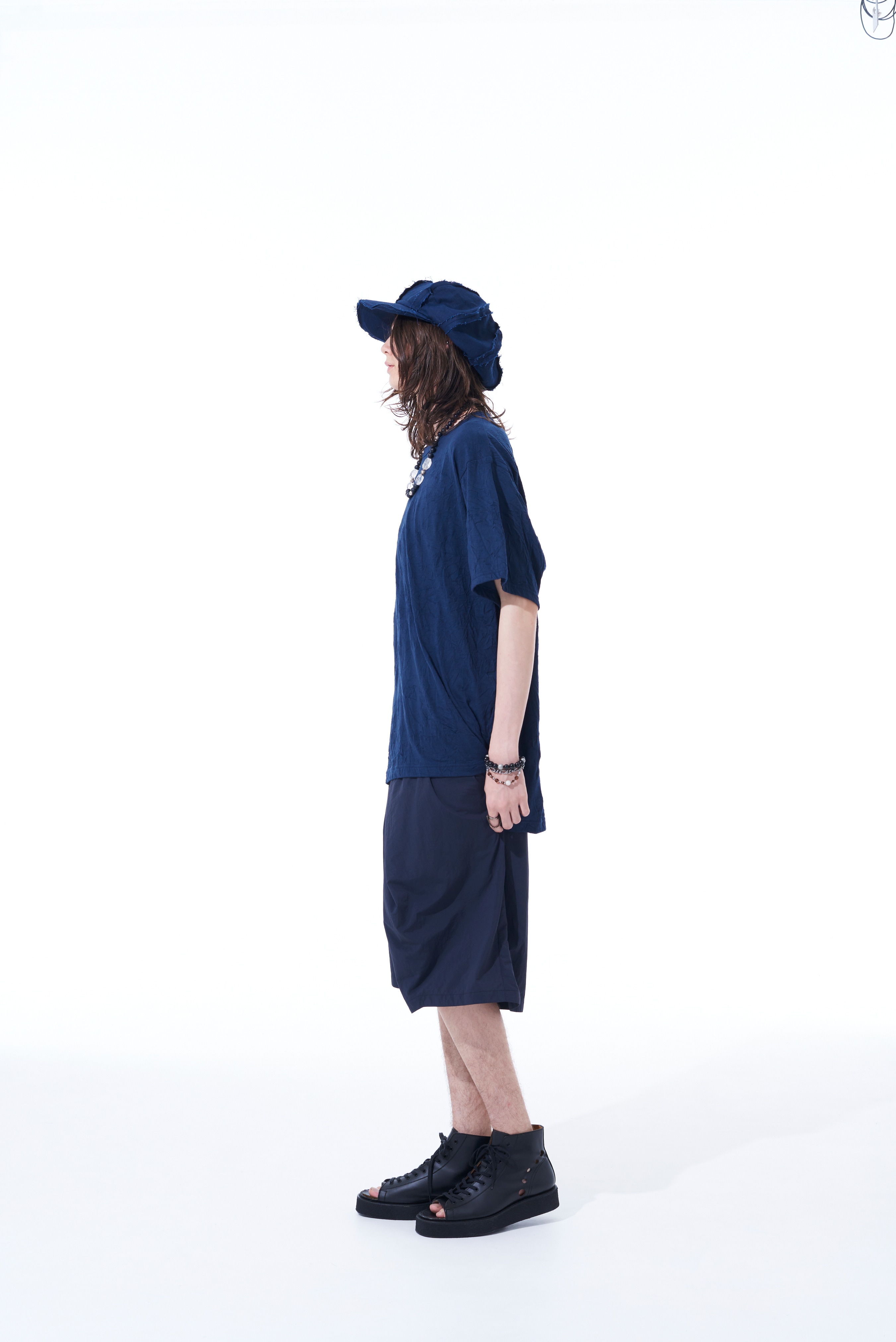 NYLON TAFFETA LEFT FRONT CLOTH FOLDS OVER DESIGN 6-QUARTER-LENGTH PANTS