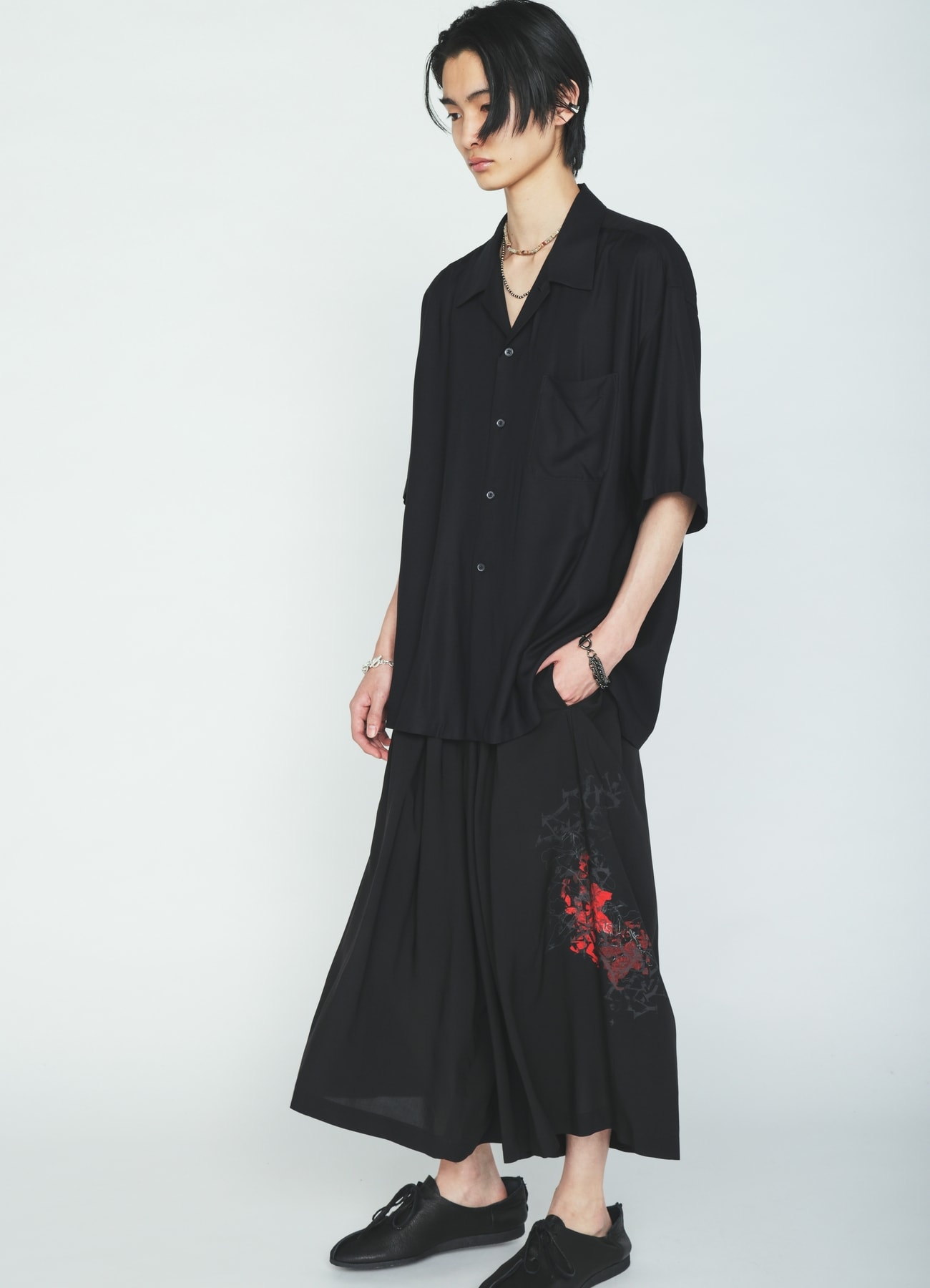 RAYON TWILL SHORT-SLEEVE OPEN COLLAR SHIRT