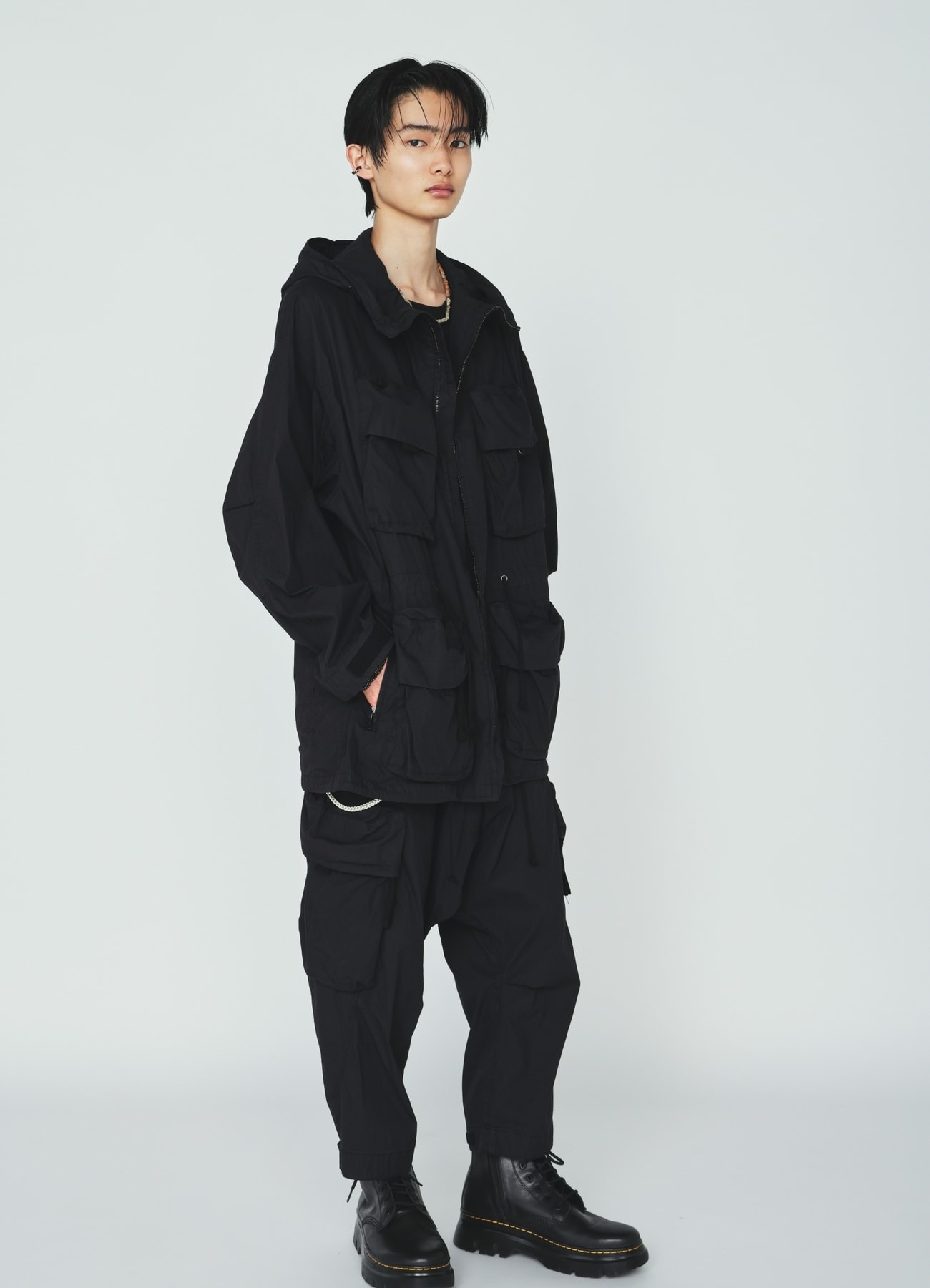 COTTON/NYLON WEATHER CLOTH SAROUEL PANTS WITH GUSSETED POCKETS