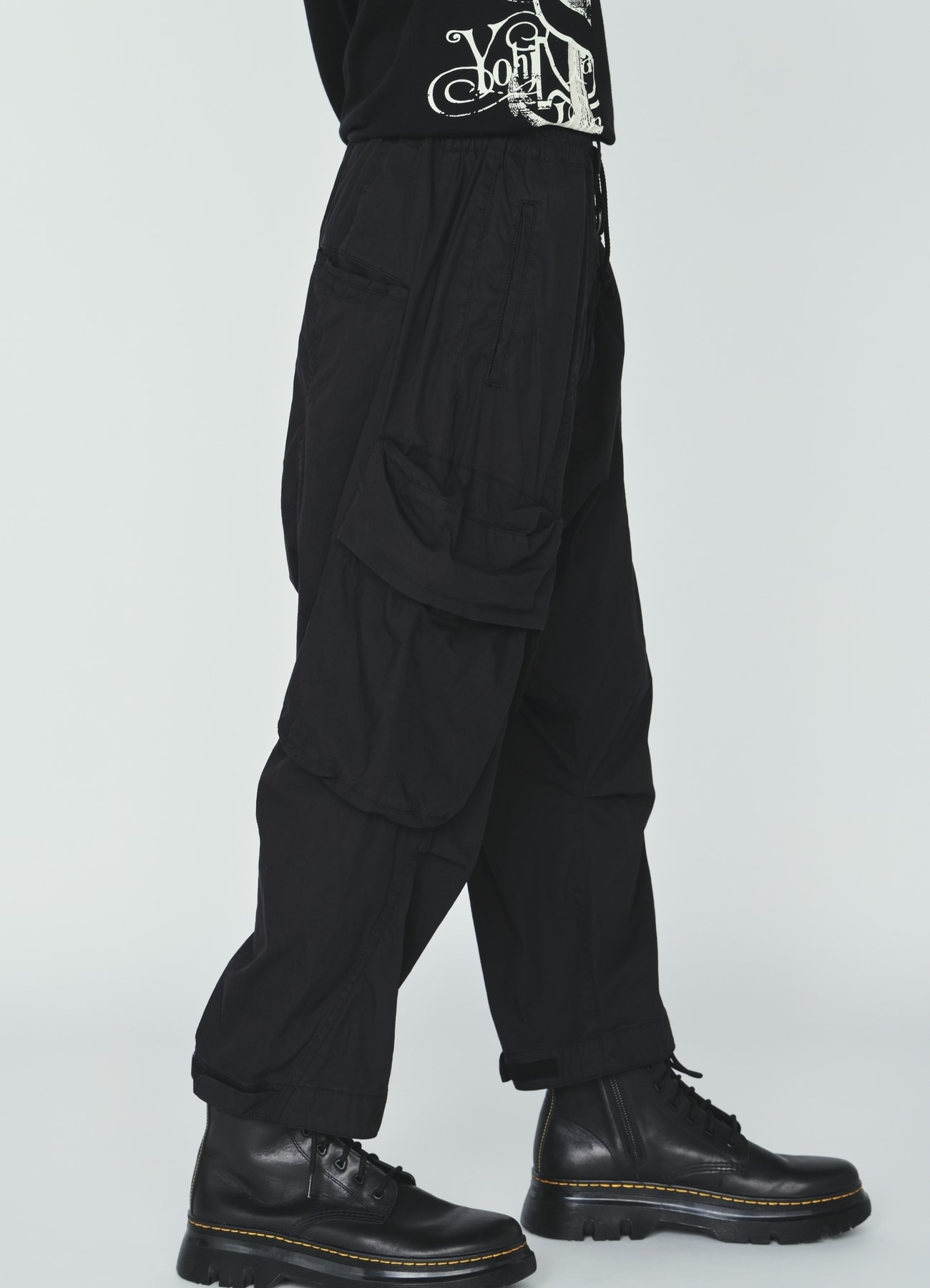 COTTON/NYLON WEATHER CLOTH SAROUEL PANTS WITH GUSSETED POCKETS