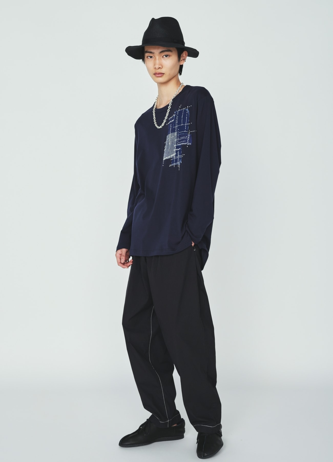 COTTON/NYLON WEATHER CLOTH TAPERED PANTS