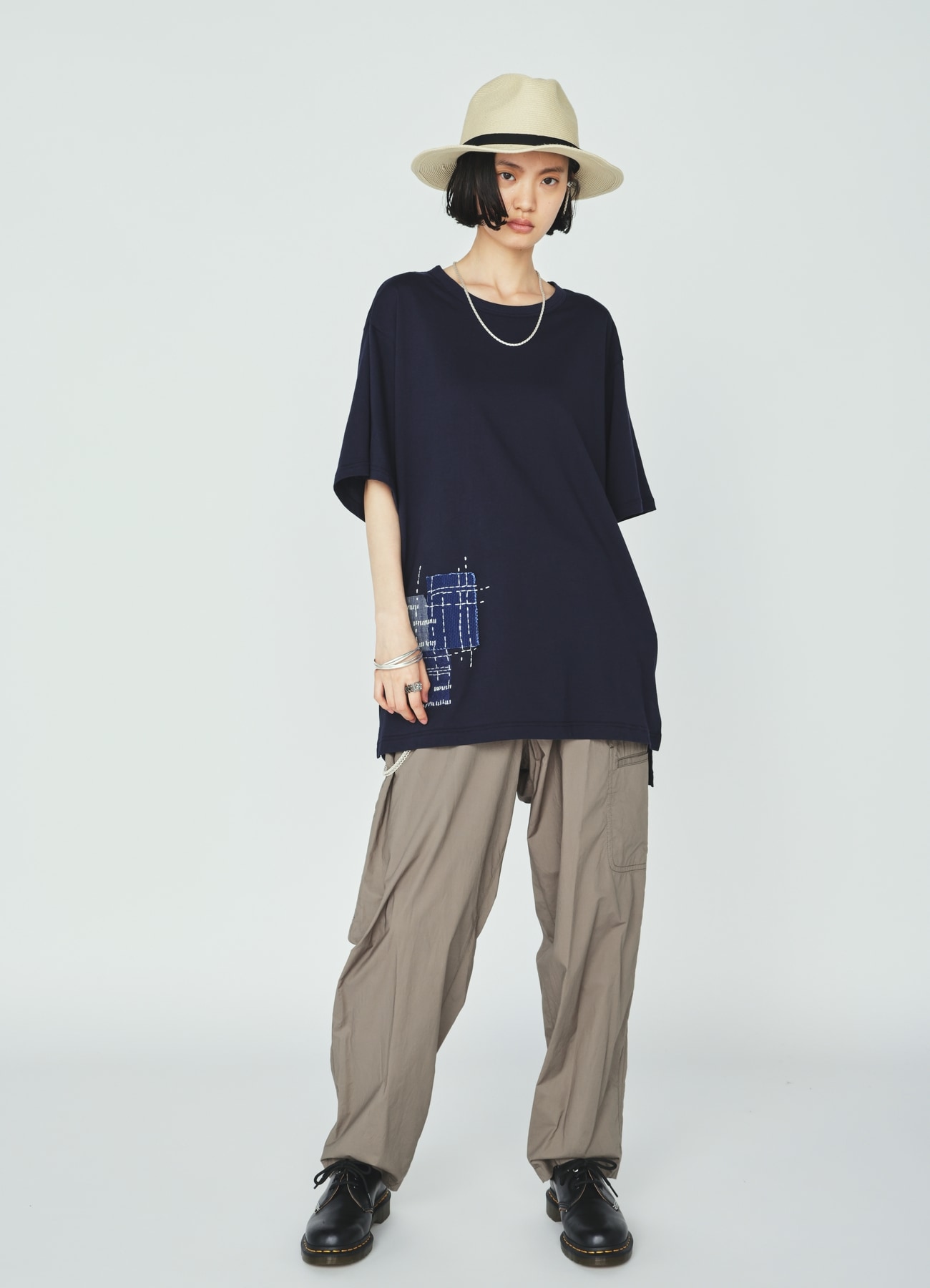 COTTON TYPEWRITER SIDE-POCKET TAPERED PANTS