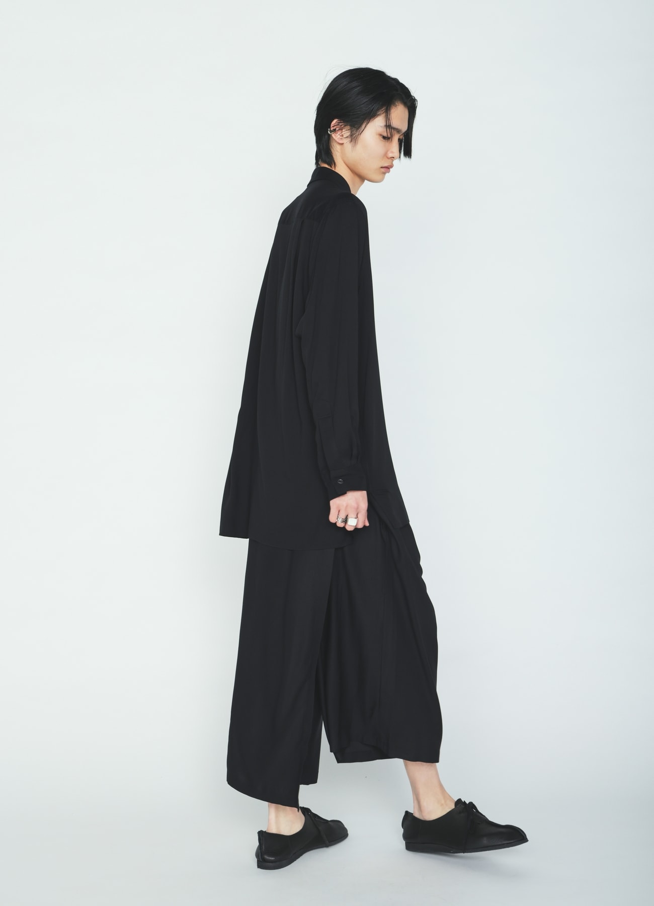 RAYON TWILL STRAPPED HALF-WRAPPED SHORTS
