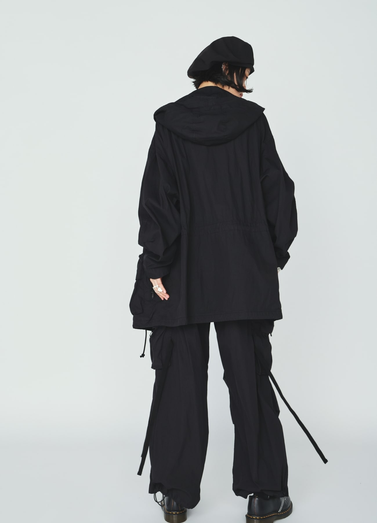 COTTON/NYLON WEATHER CLOTH 6-POCKET MOUNTAIN PARKA