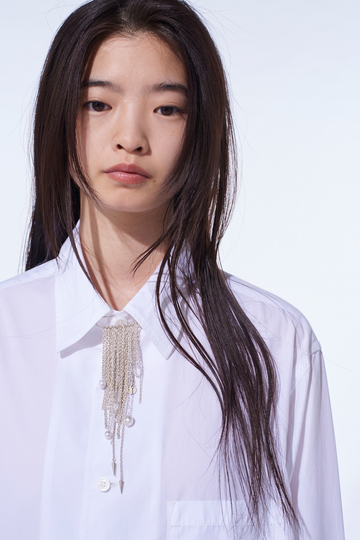 CHAIN TASSEL BROOCH