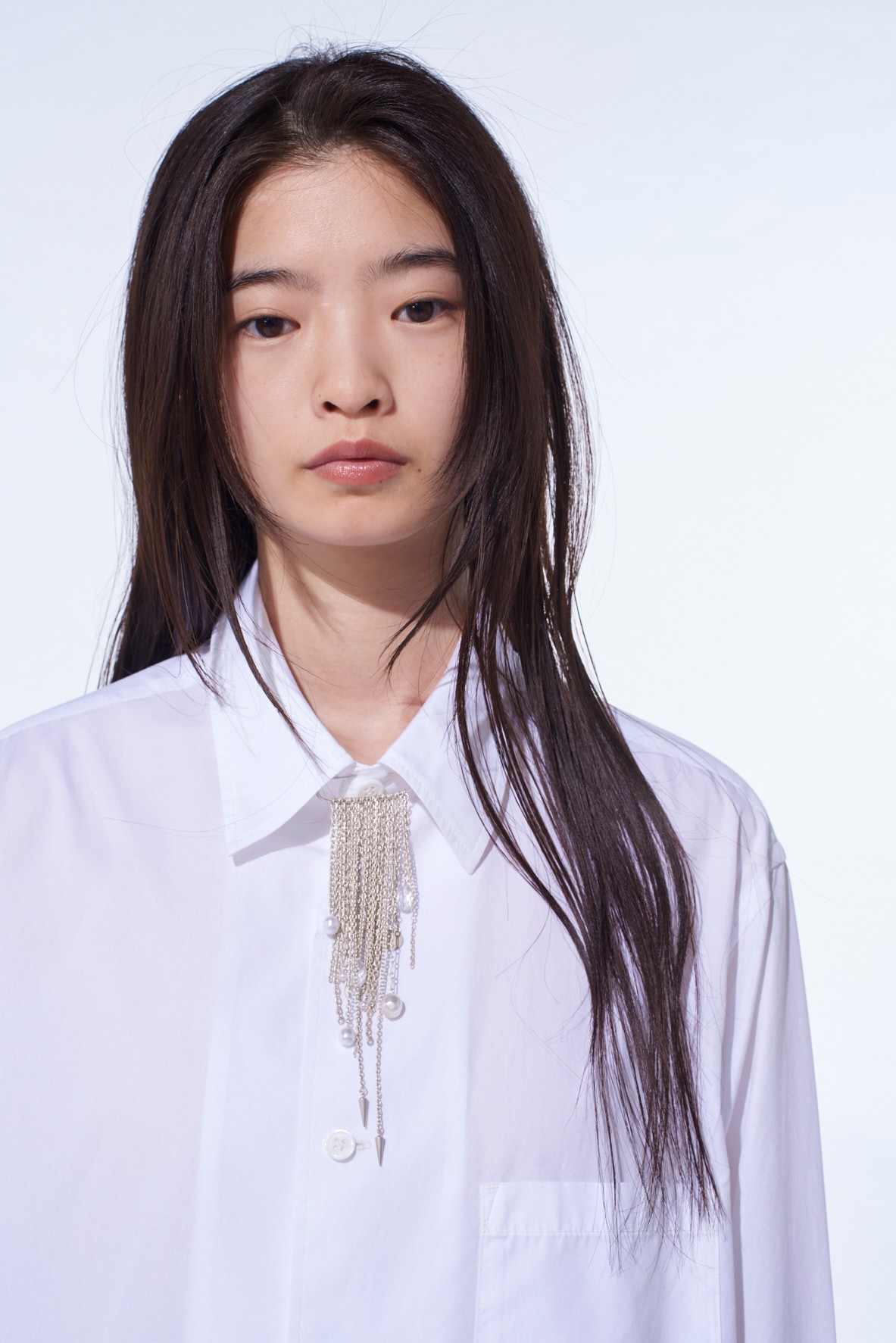 CHAIN TASSEL BROOCH