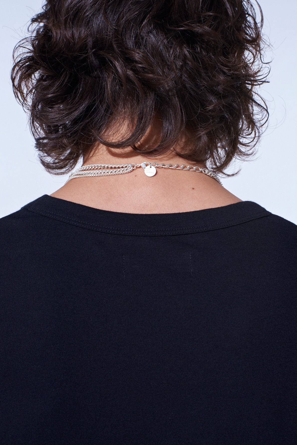 STUDS TRIPLE CHAIN NECKLACE