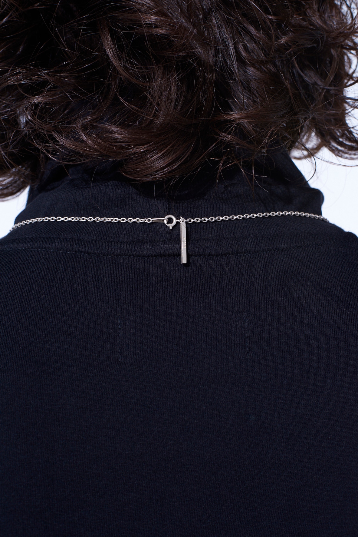 CRYSTAL BRASS NECKLACE