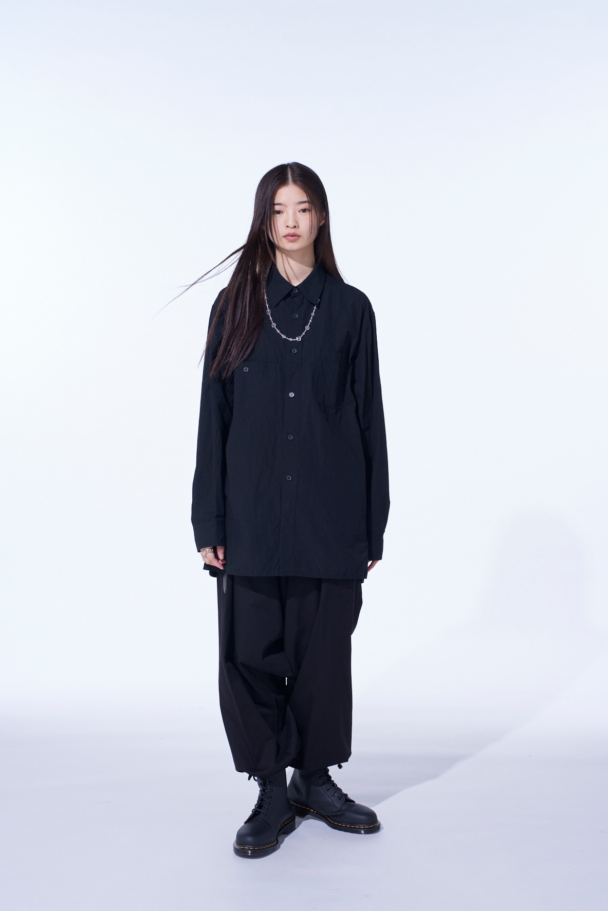 COTTON LINEN SINGLE WELT POCKET SHIRT