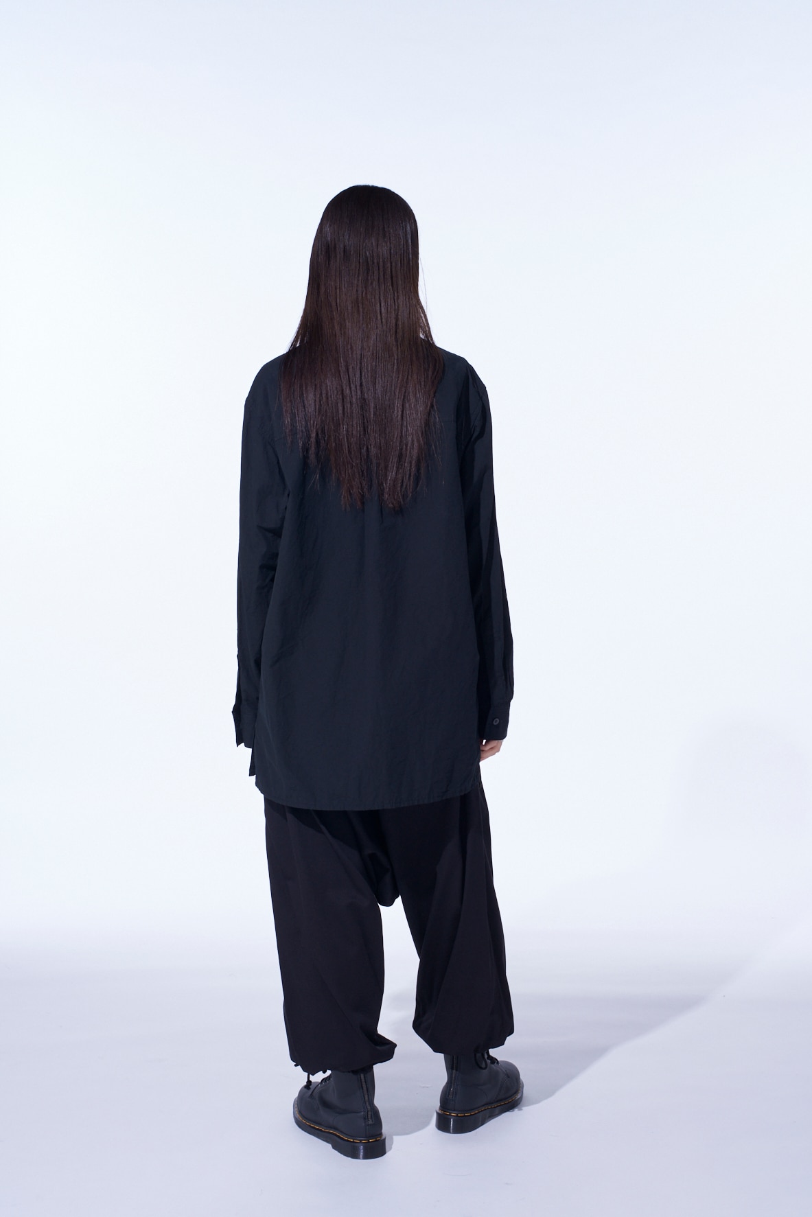 COTTON LINEN SINGLE WELT POCKET SHIRT