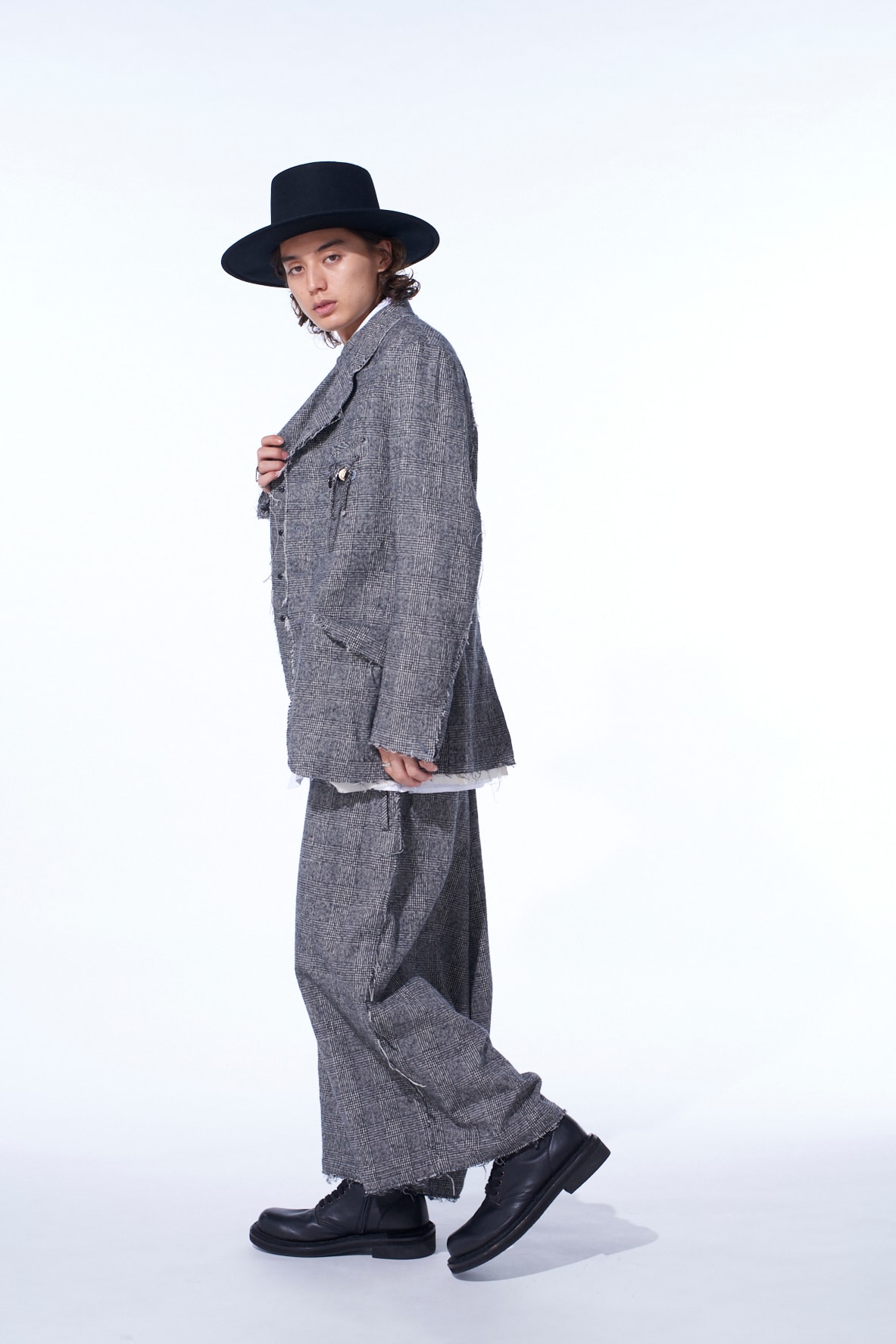 GLEN CHECK CUT-OUT HEM JACKET