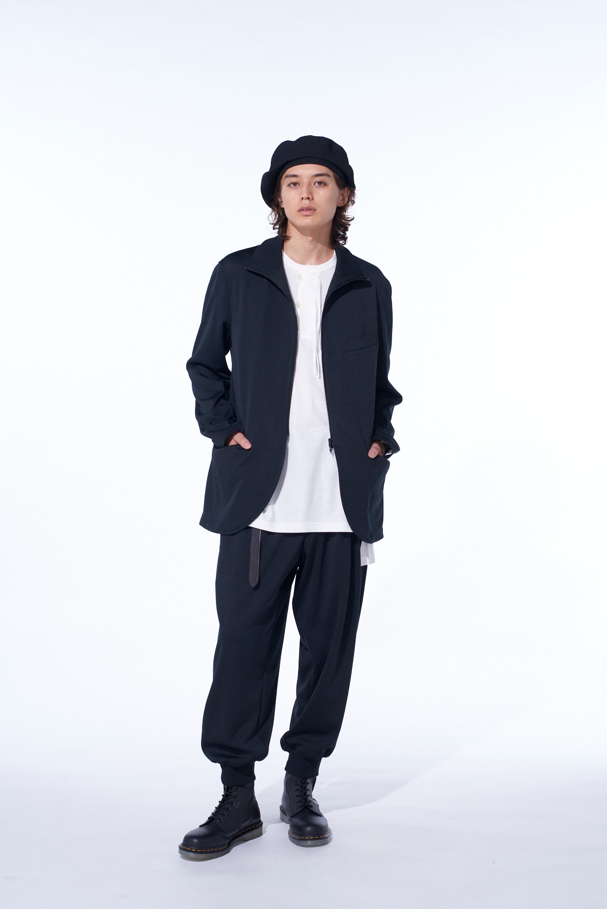 PE/SMOOTH ZIPPER THREAD TURTLE NECK JACKET