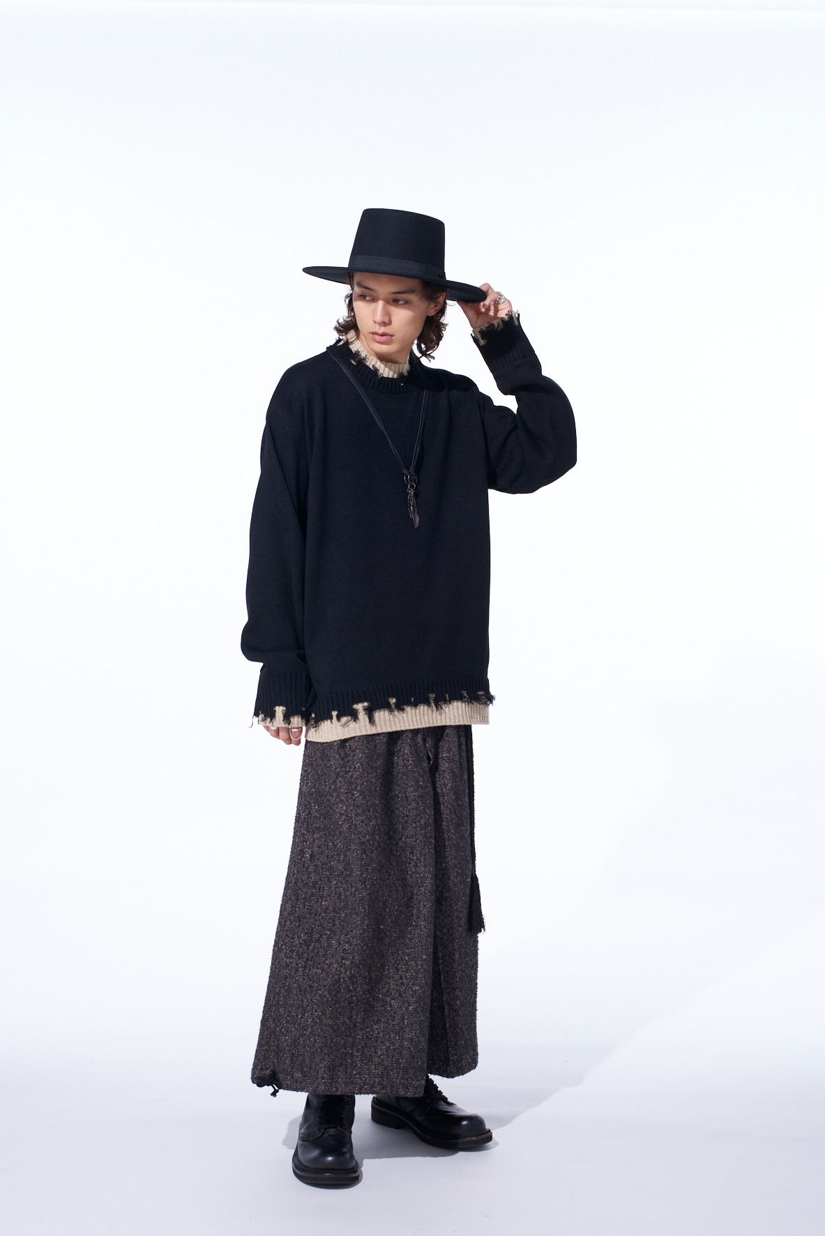 CORPILON BULKY WOOL COLOR-BLOCKED DAMAGE PULLOVER