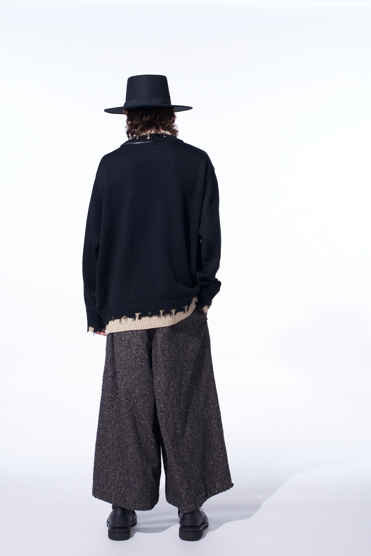 CORPILON BULKY WOOL COLOR-BLOCKED DAMAGE PULLOVER