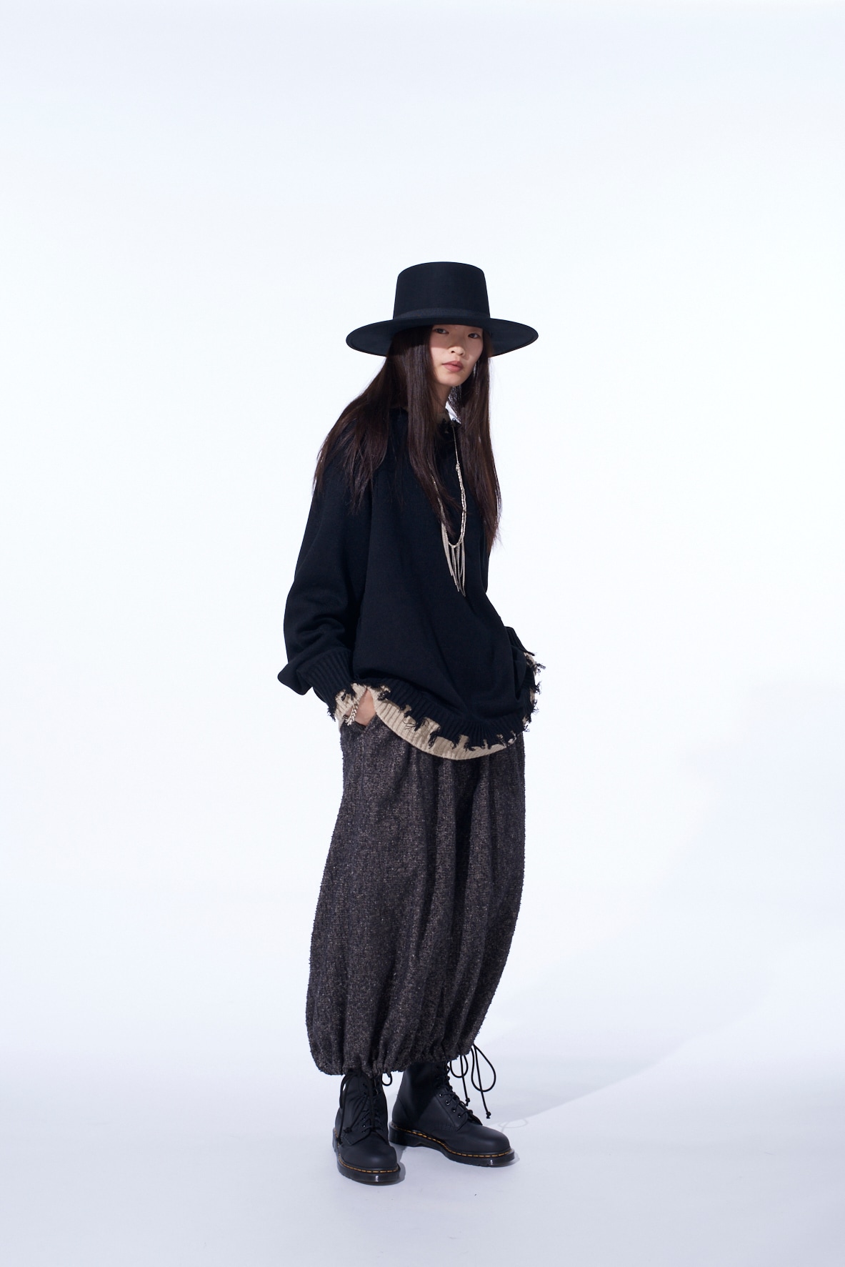 CORPILON BULKY WOOL COLOR-BLOCKED DAMAGE PULLOVER