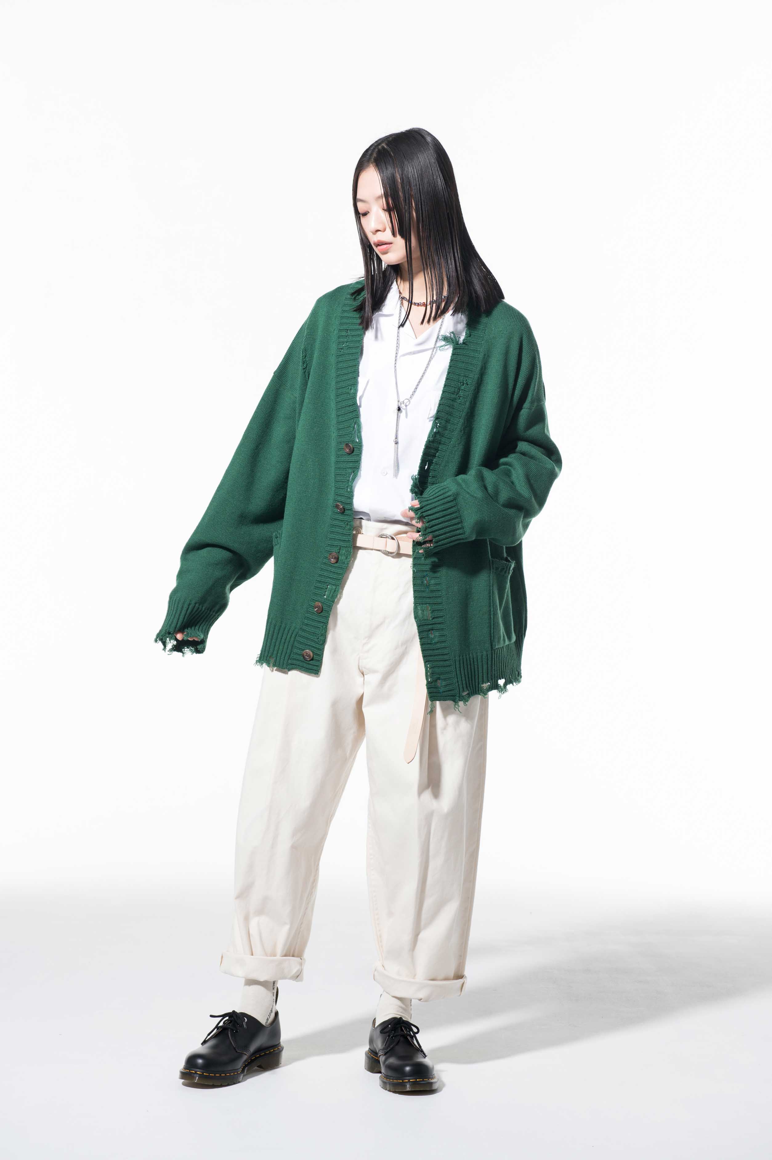 7G BULKY WOOL DAMAGE V-NECK CARDIGAN(M Green): S'YTE｜THE