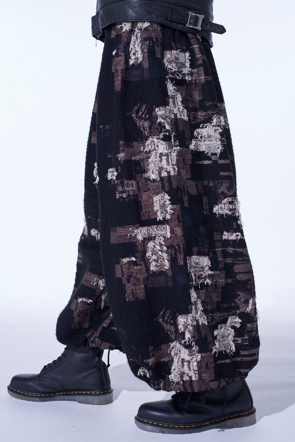 PATCHWORK CUT JACQUARD BALLOON PANTS