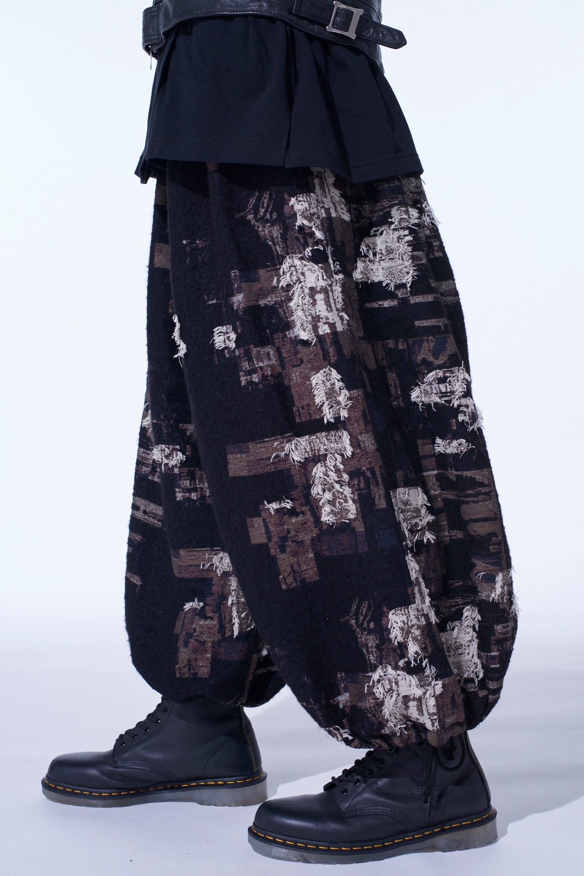 PATCHWORK CUT JACQUARD BALLOON PANTS