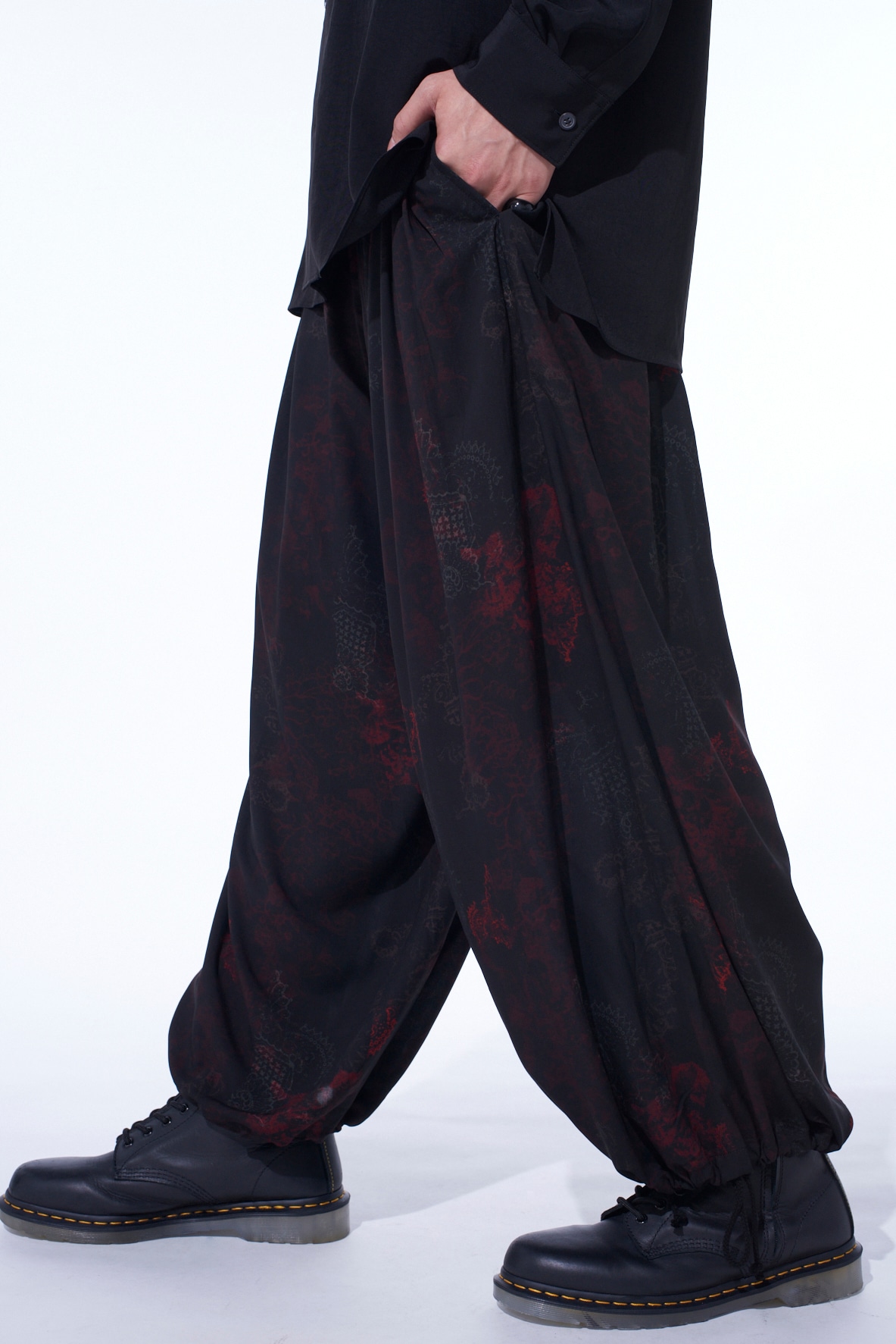RAYON CRIMSON LACE PRINT BALLOON PANTS
