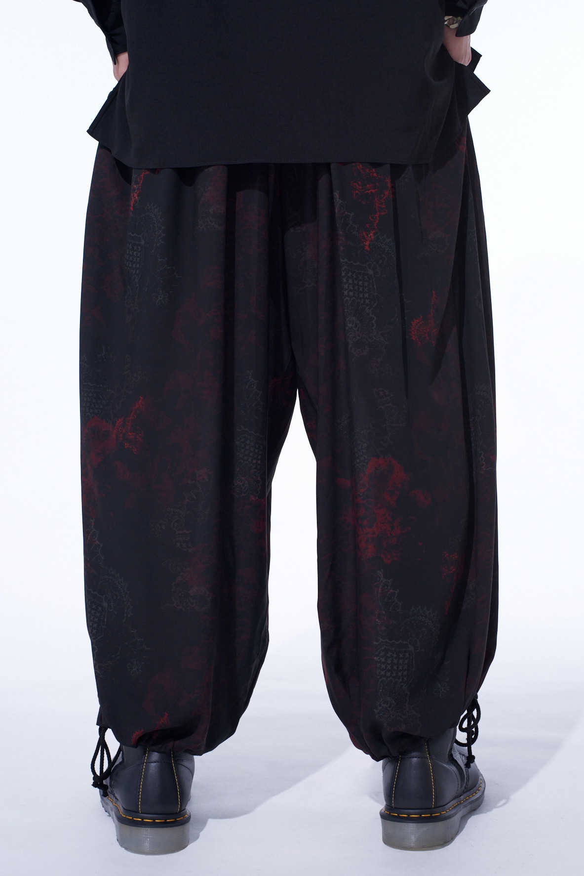 RAYON CRIMSON LACE PRINT BALLOON PANTS
