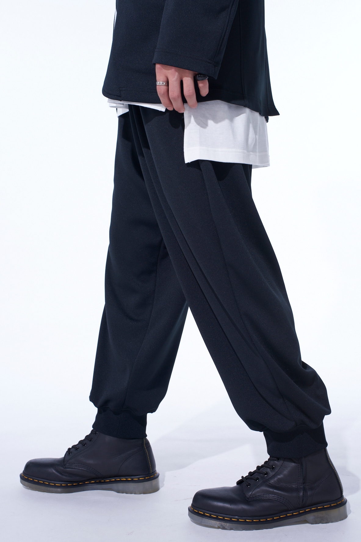 PE/SMOOTH TWO-TUCK RIB PANTS
