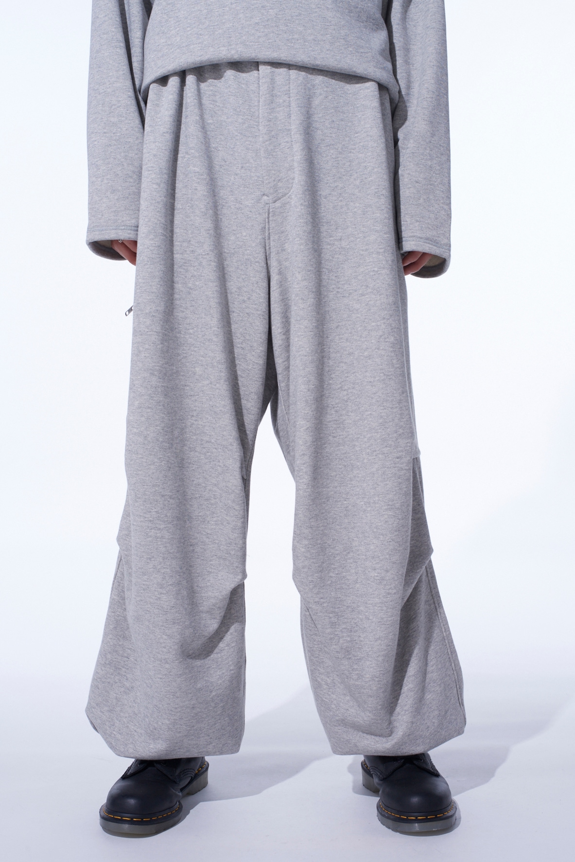 FRENCH TERRY TUCKED PANTS