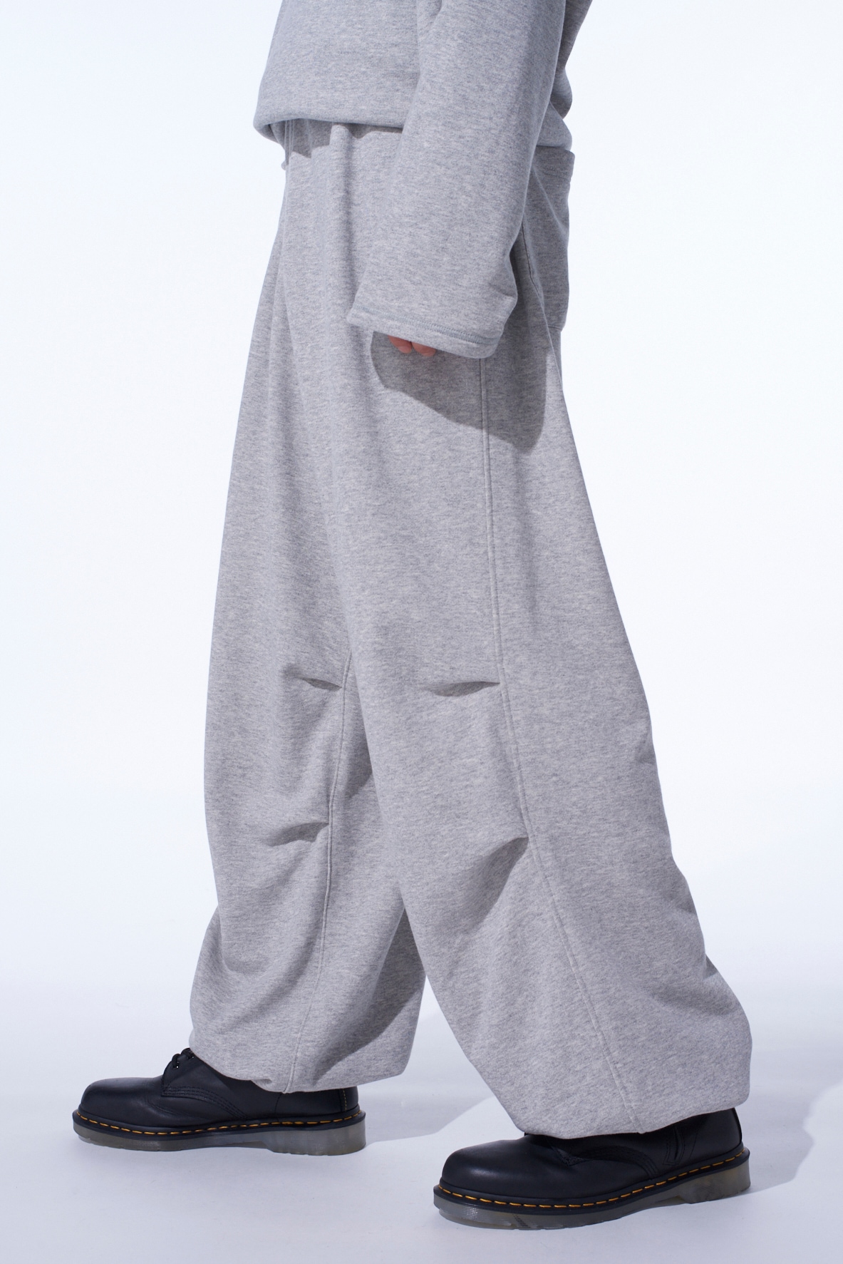 FRENCH TERRY TUCKED PANTS