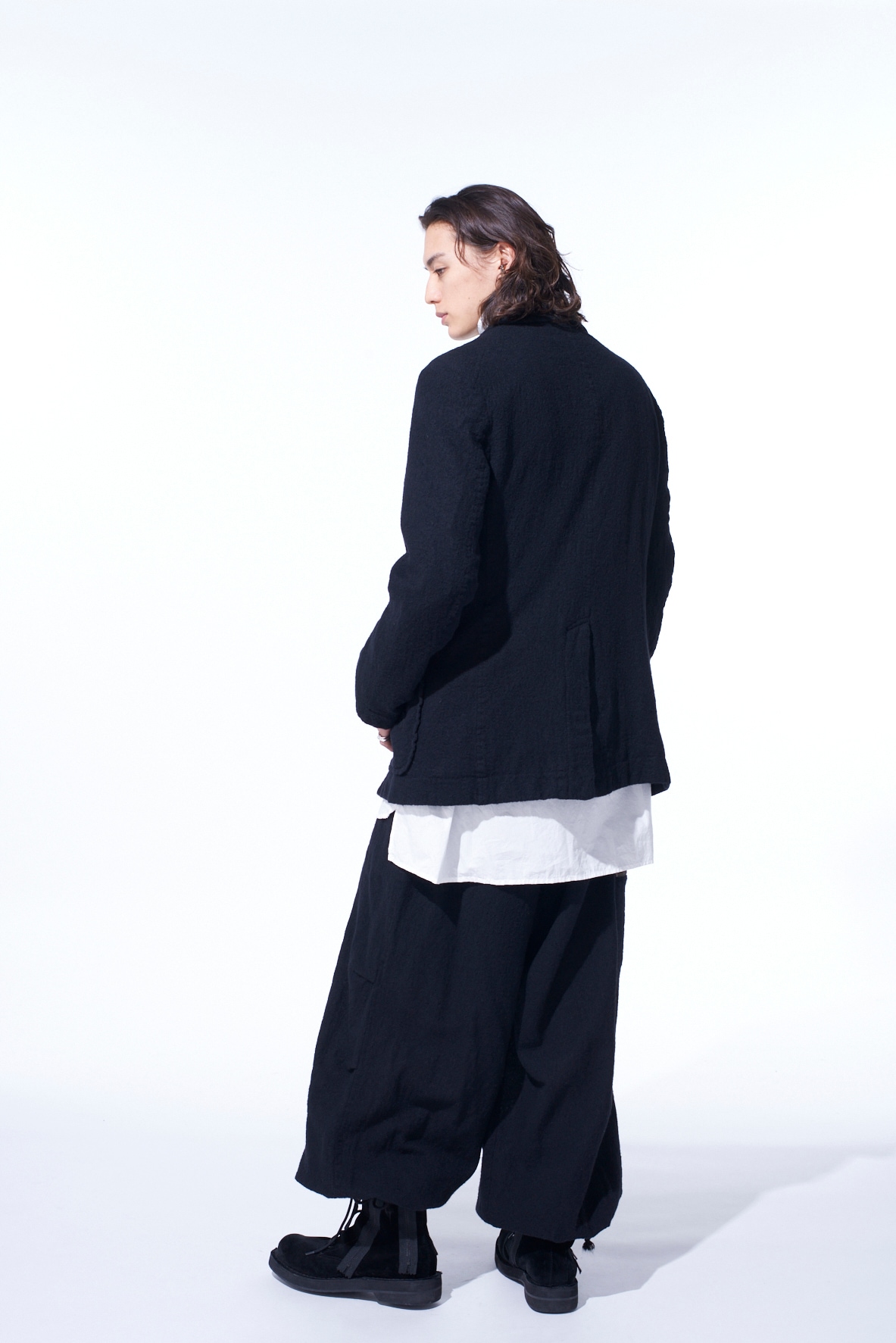 WOOL GAUZE KNEE TUCK PANTS