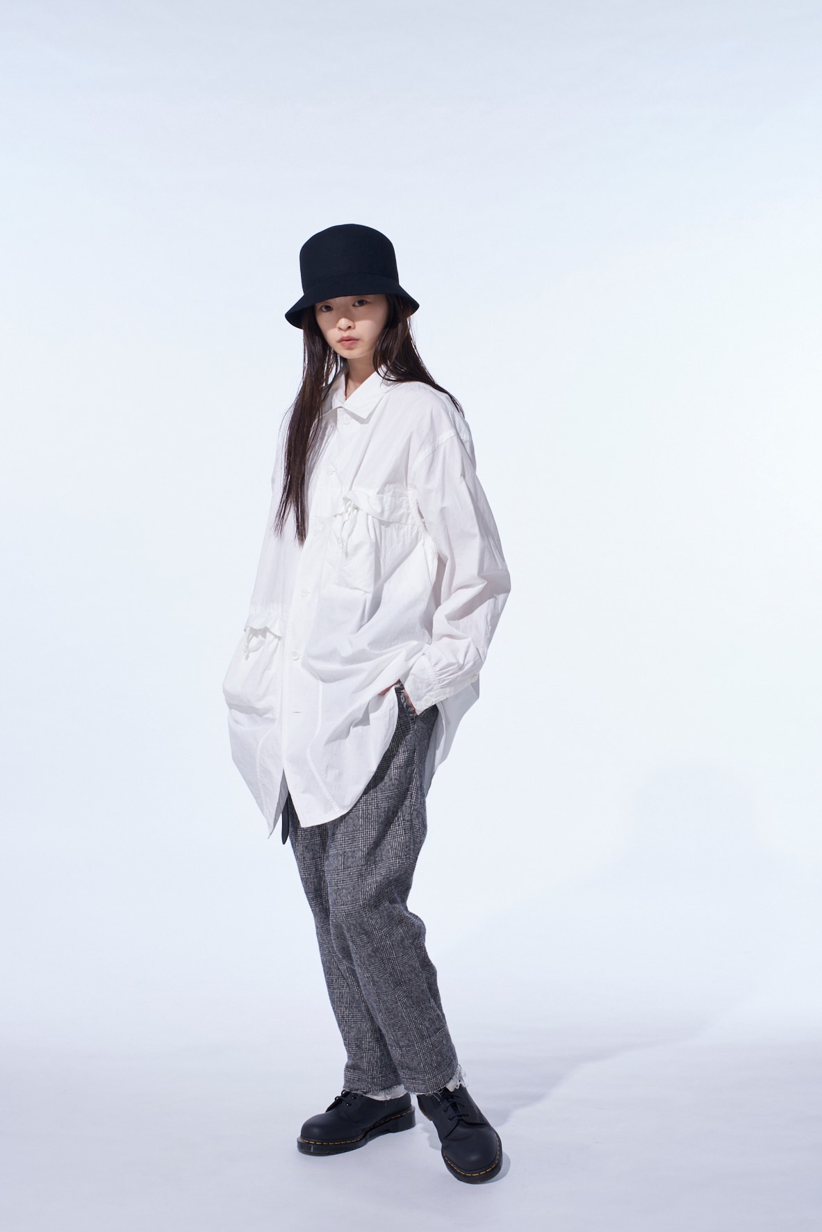 GLEN CHECK CUT-OUT HEM PANTS