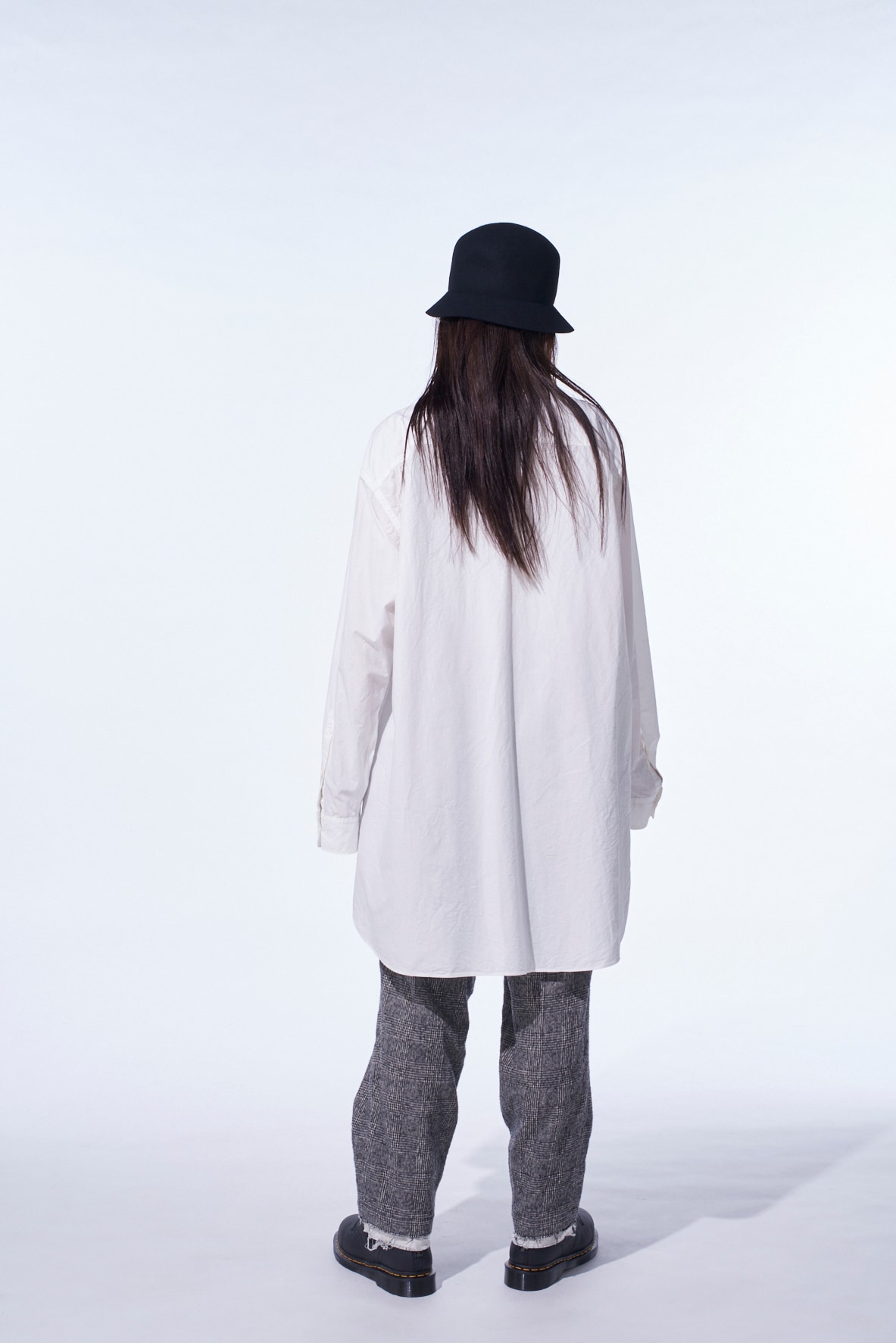 GLEN CHECK CUT-OUT HEM PANTS