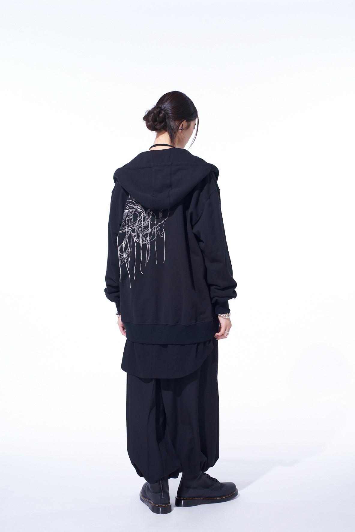 FRENCH TERRY FLOWER EMBROIDERY ZIP-UP HOODIE