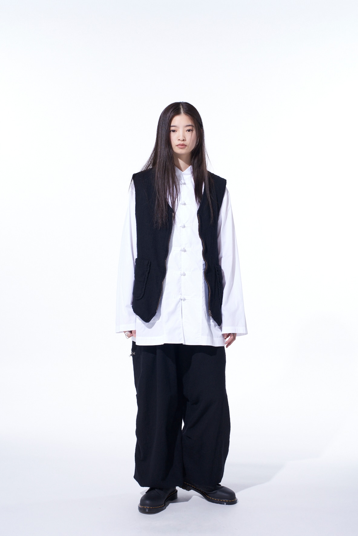 WOOL GAUZE ZIP UP VEST