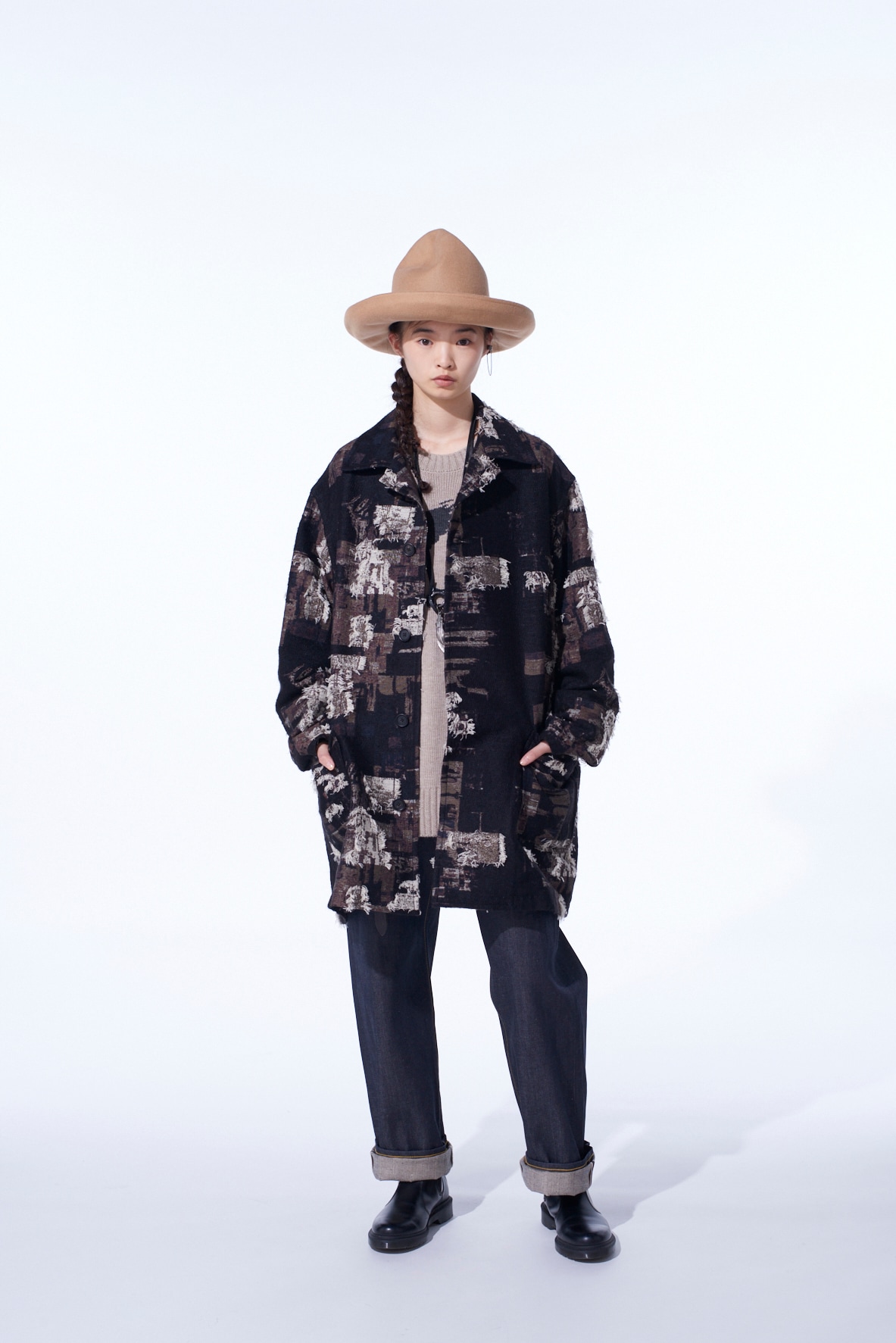 PATCHWORK CUT JACQUARD POCKET HALF COAT