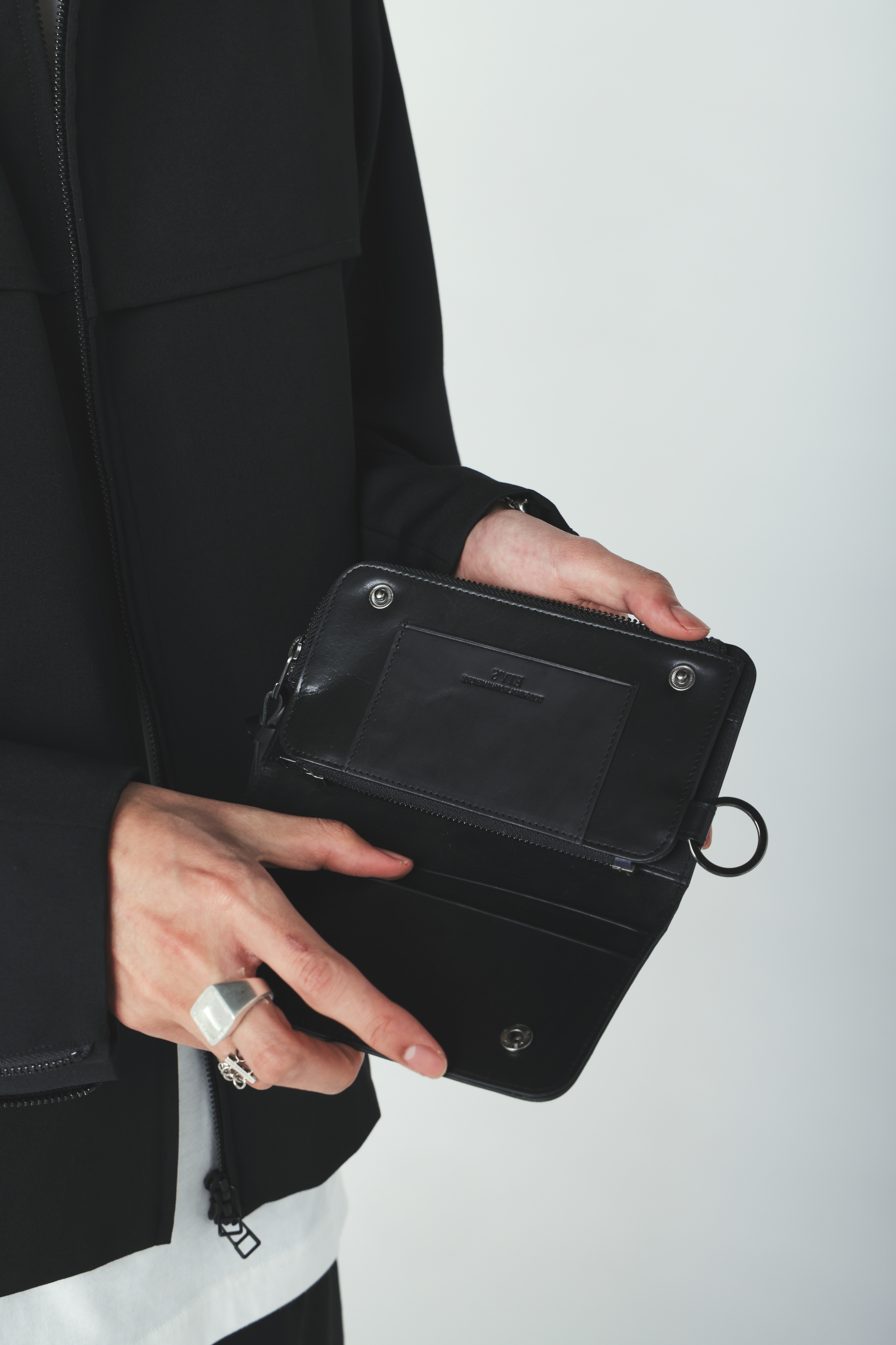 COW LEATHER LONG WALLET