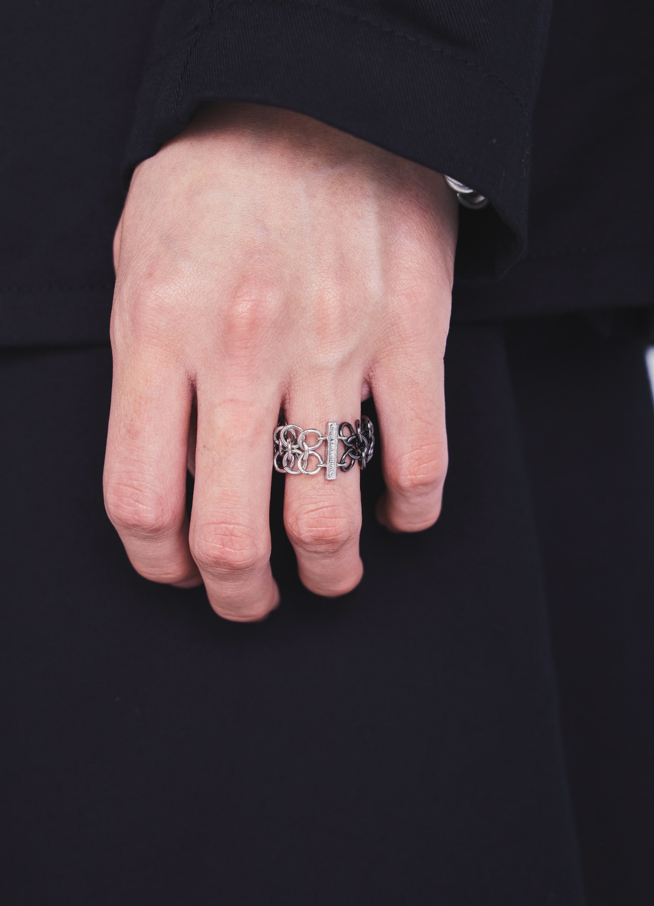 NESTED LINK MOTION RING