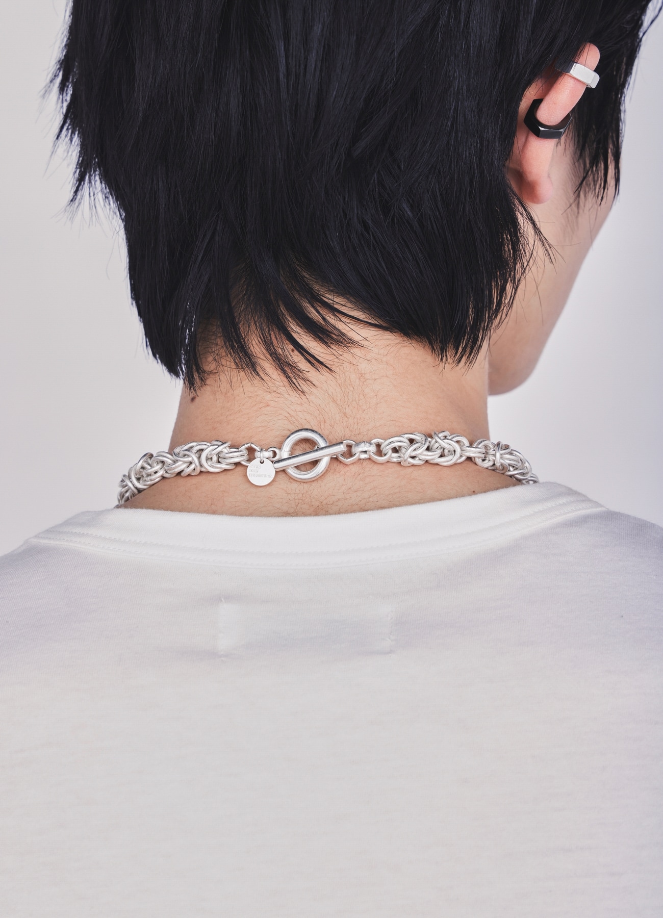 DENSE-LINK CHAIN NECKLACE