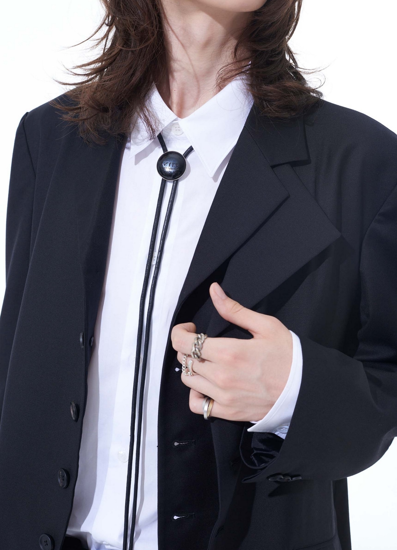 BRASS LOGO MOTIF LOOP TIE