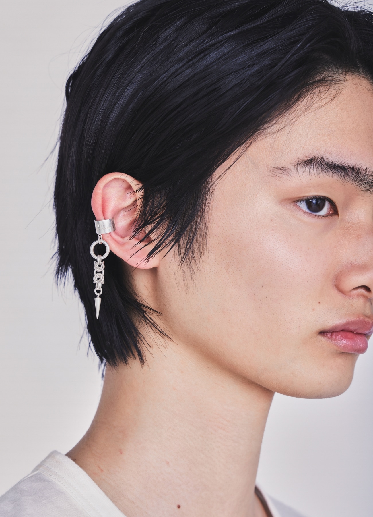DENSE-LINK CHAIN EAR CUFF