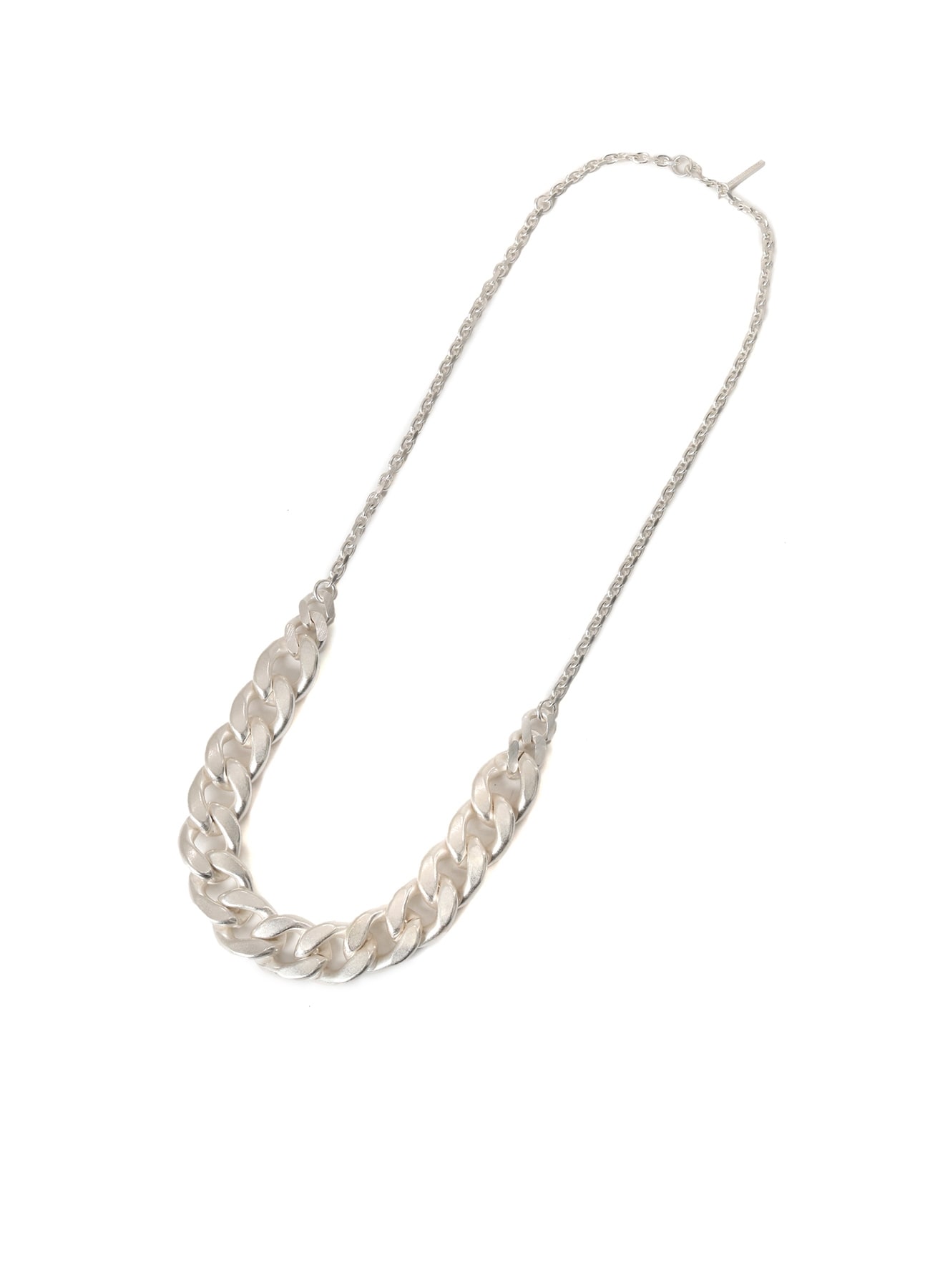 CHAIN NECKLACE WITH CUBAN LINK ACCENT