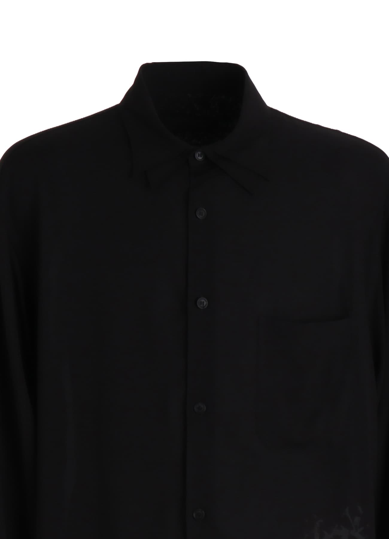 RAYON “Y” LETTER AND RED FLOWER PRINT LAYERED-COLLAR SHIRT