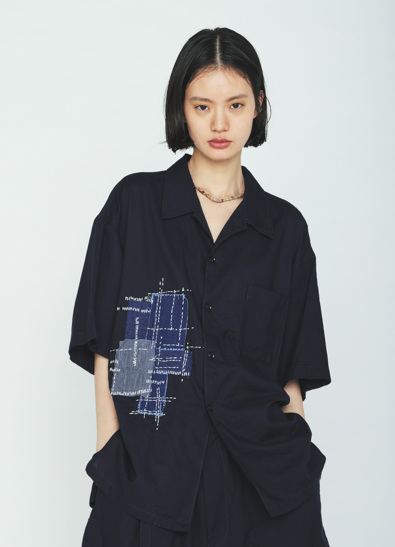 ORGANIC COTTON WASHER SHORT-SLEEVE SHIRT WITH SASHIKO EMBROIDERY