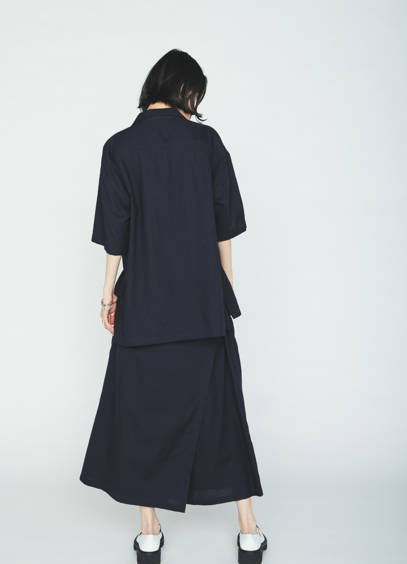 ORGANIC COTTON WASHER SHORT-SLEEVE SHIRT WITH SASHIKO EMBROIDERY