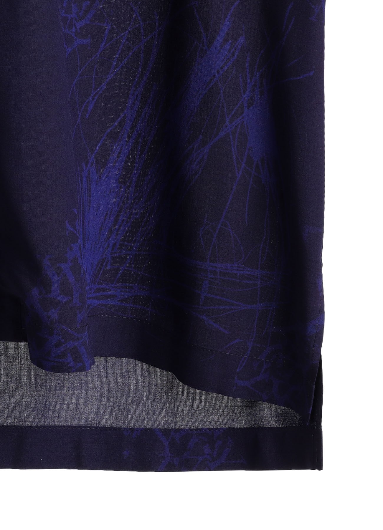 RAYON “Y” LETTER AND INDIAN MOTIF PRINT OPEN COLLAR SHIRT
