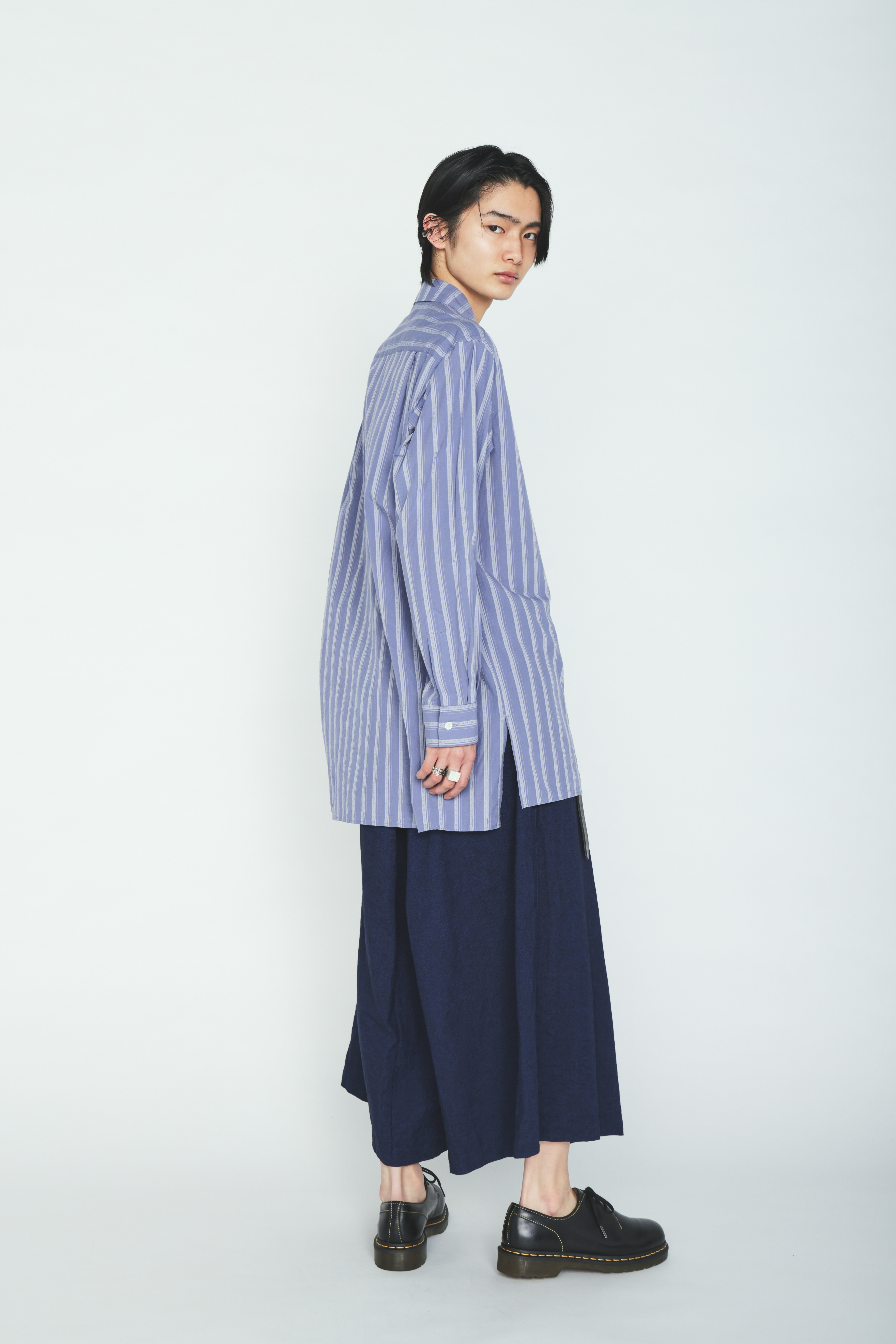 COTTON STRIPED HORSE RIDER PRINT DRAPE SHIRT