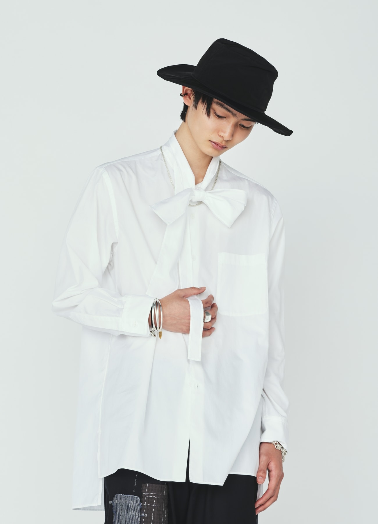 100/2 COTTON BROAD DRAPE-COLLAR SHIRT(S White): S'YTE｜THE SHOP