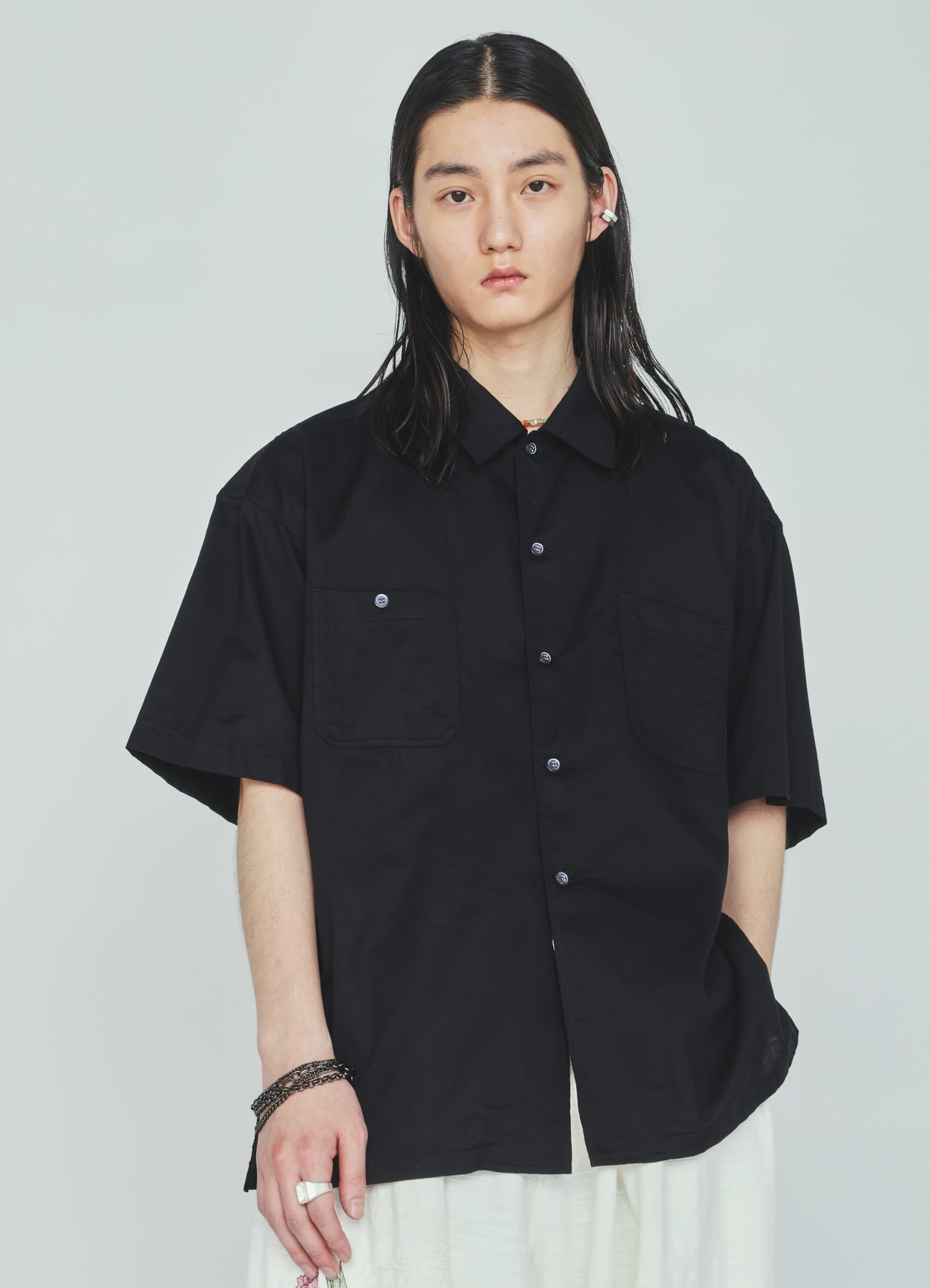 COTTON TWILL OPEN COLLAR SHORT-SLEEVE SHIRT