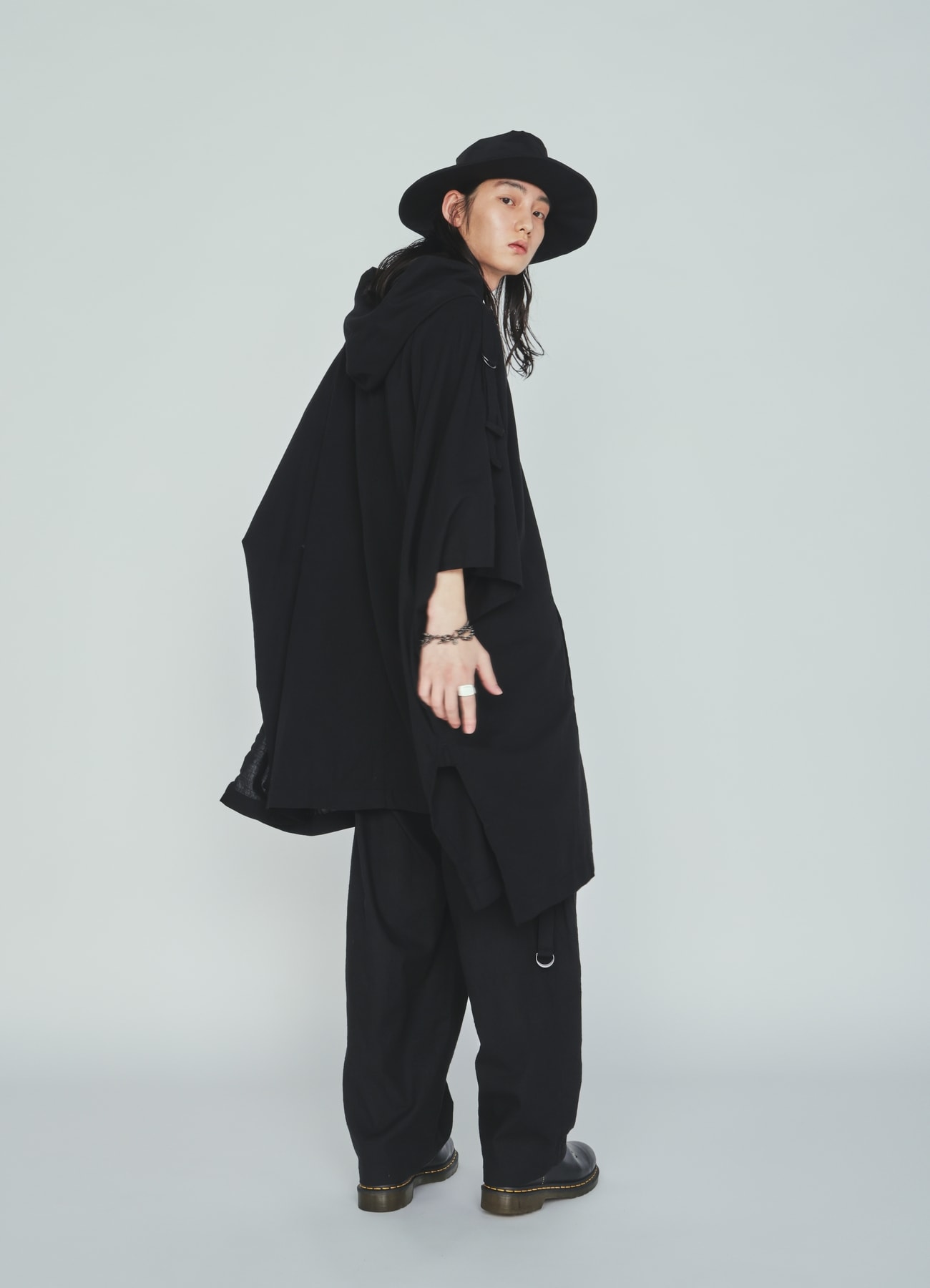 INDIAN KADI HOODED PONCHO