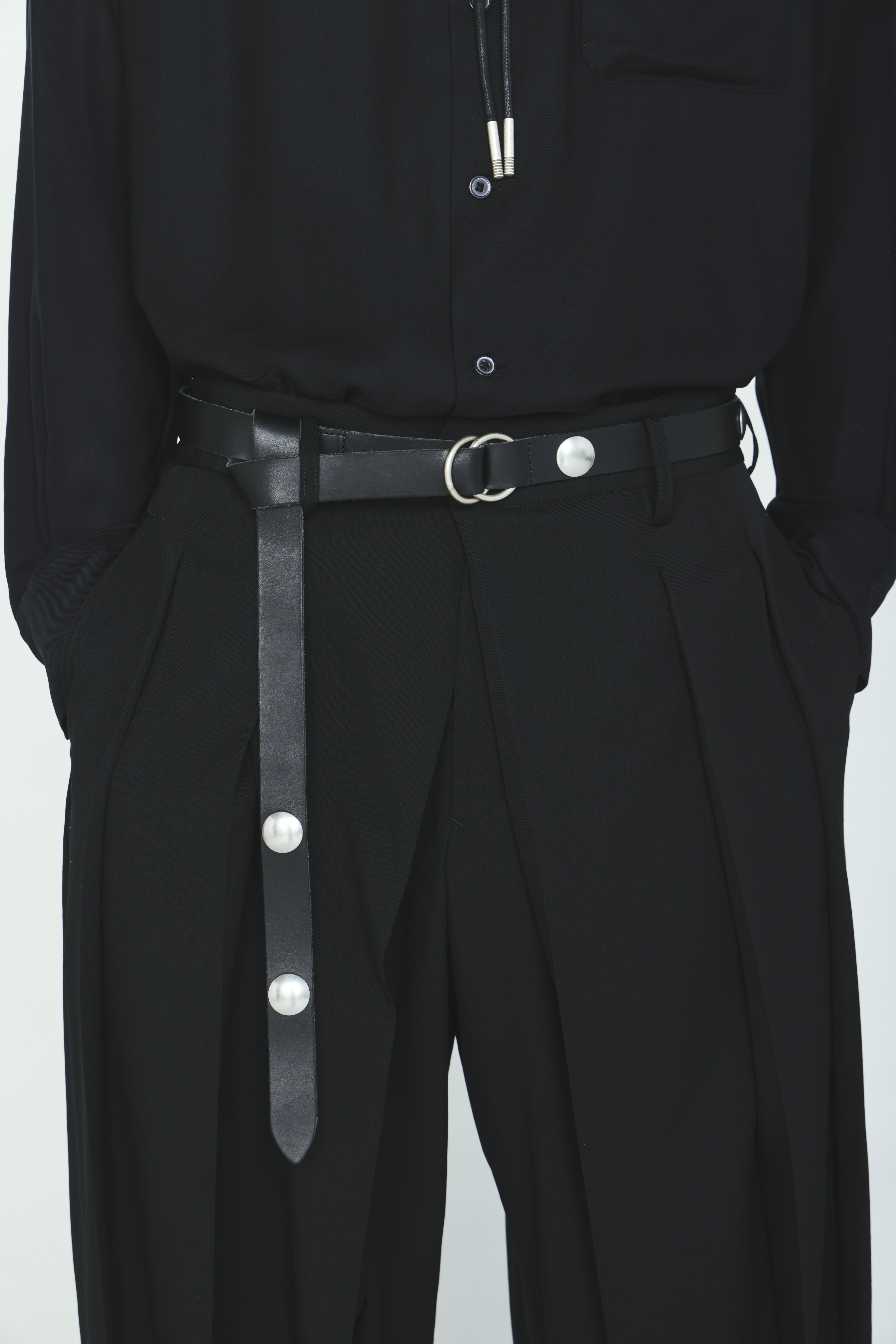 STUDS COW LEATHER BELT