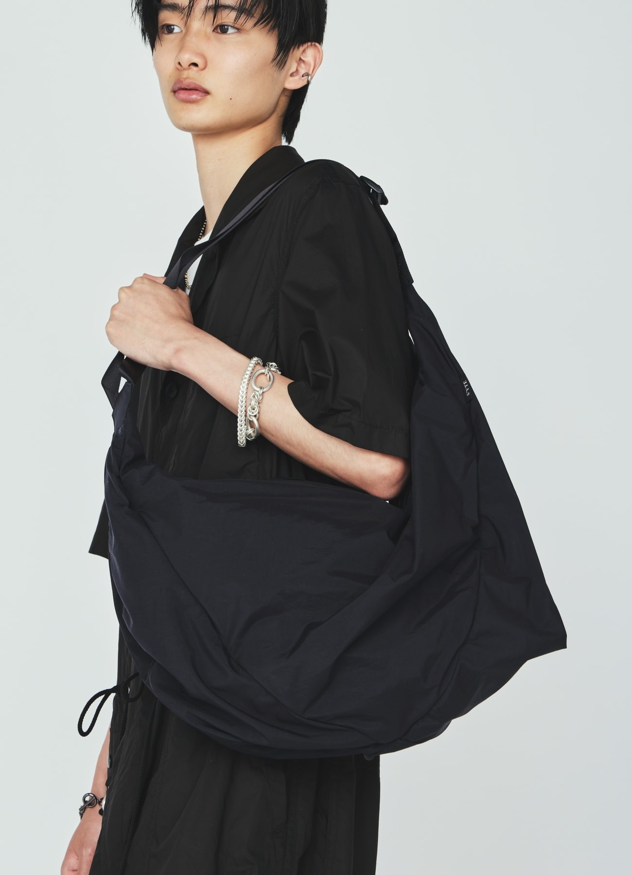 NYLON WIREFRAME SHOULDER BAG
